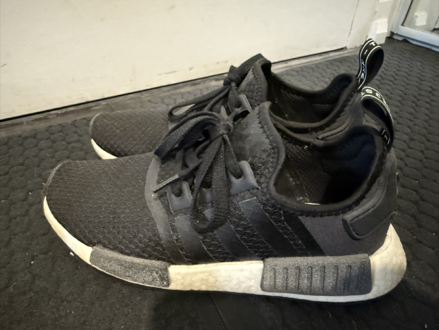 Adidas NMD R1 Shoes men size 7.5