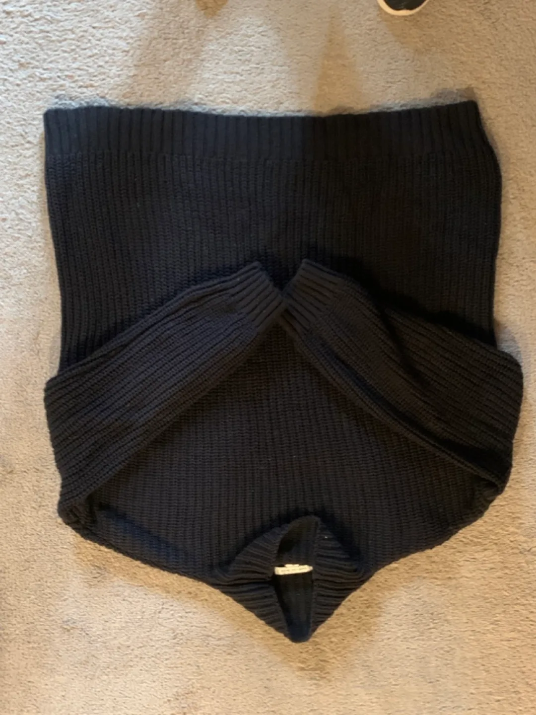 Hollister and American Eagle Women's Clothing Bundle image indicator(4)