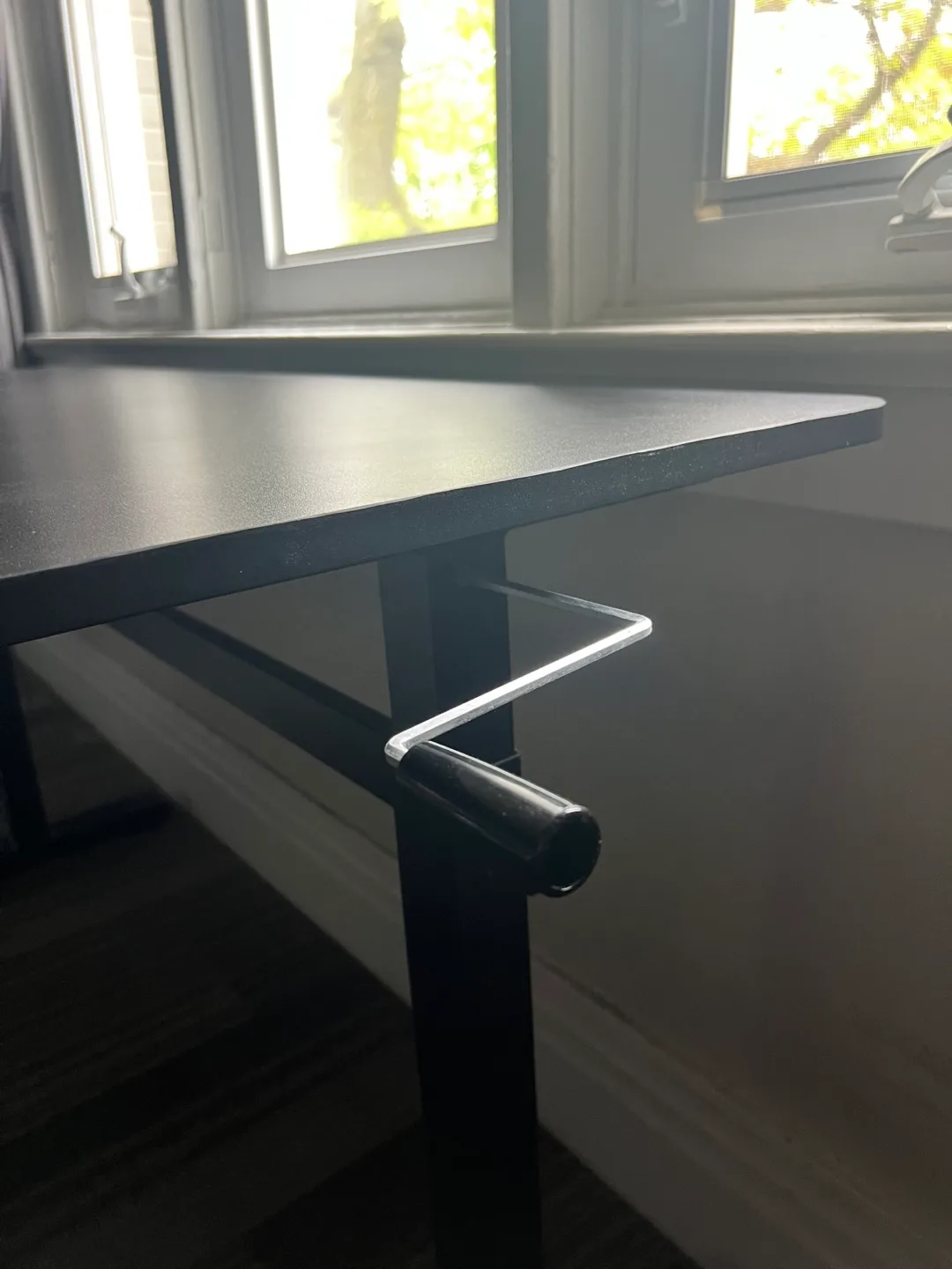 Black Ergonomic Adjustable Standing Desk image indicator(3)