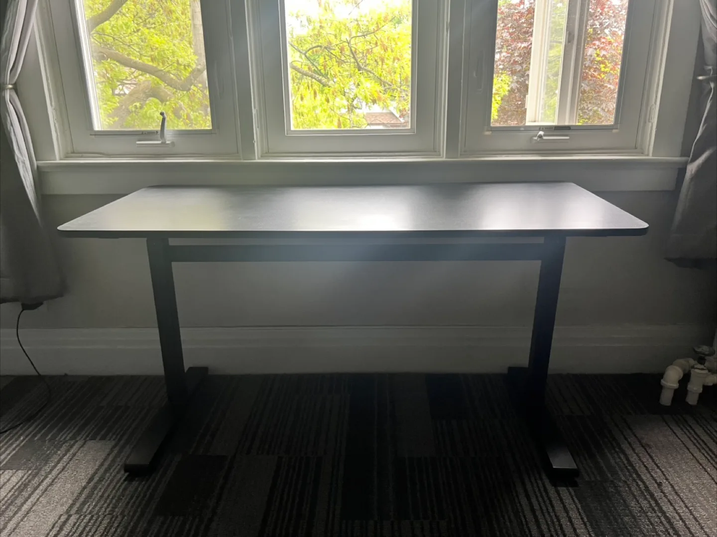 Black Ergonomic Adjustable Standing Desk thumbnail