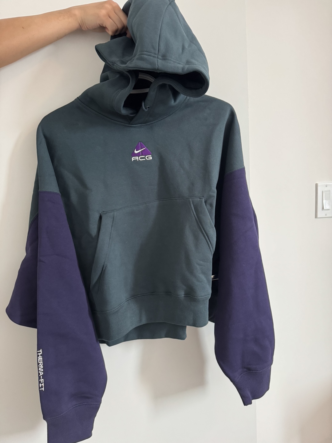 Nike ACG Therma-FIT Cropped Hoodie