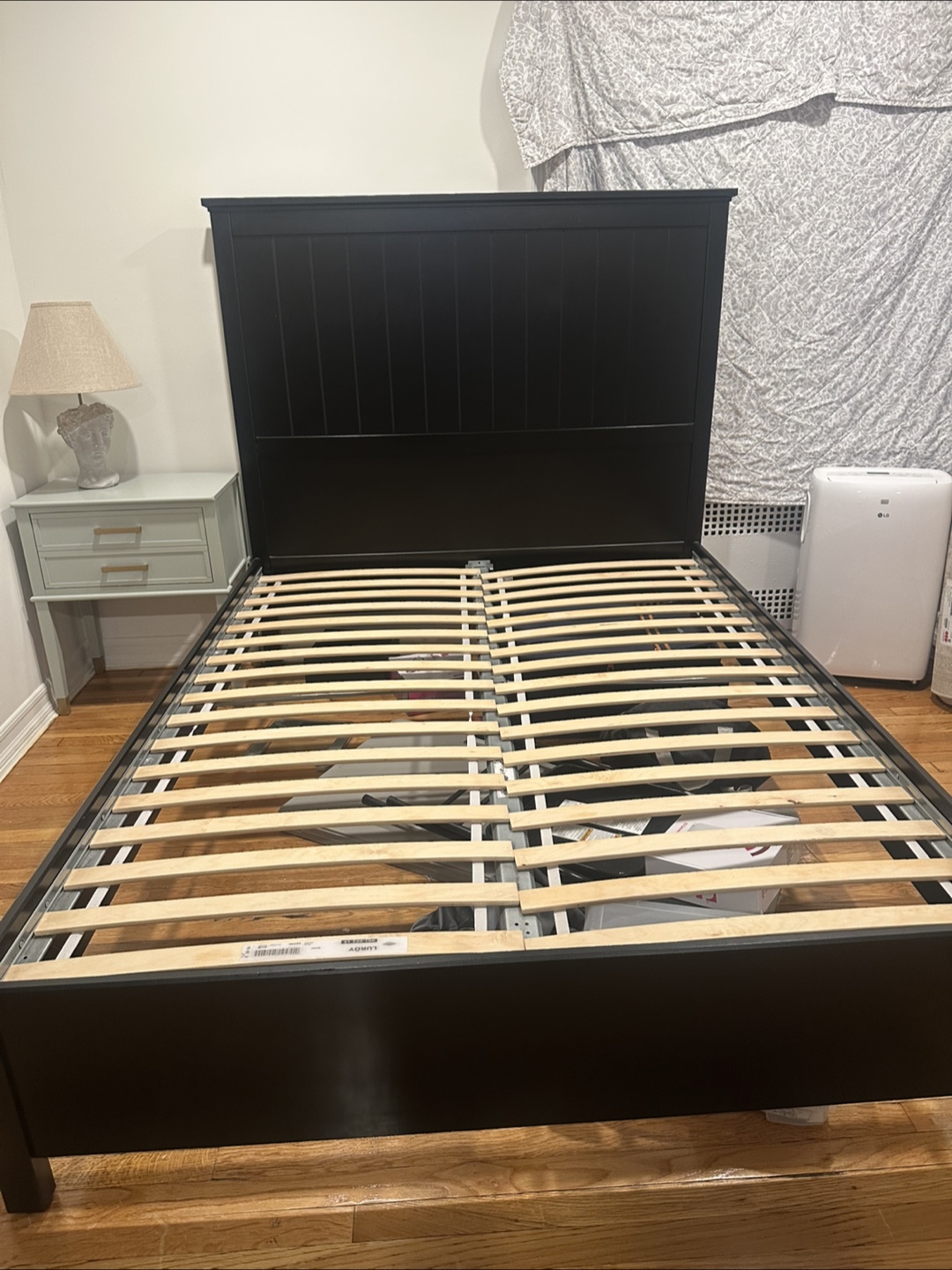 Black Queen size  Platform Bed Frame - photo 2