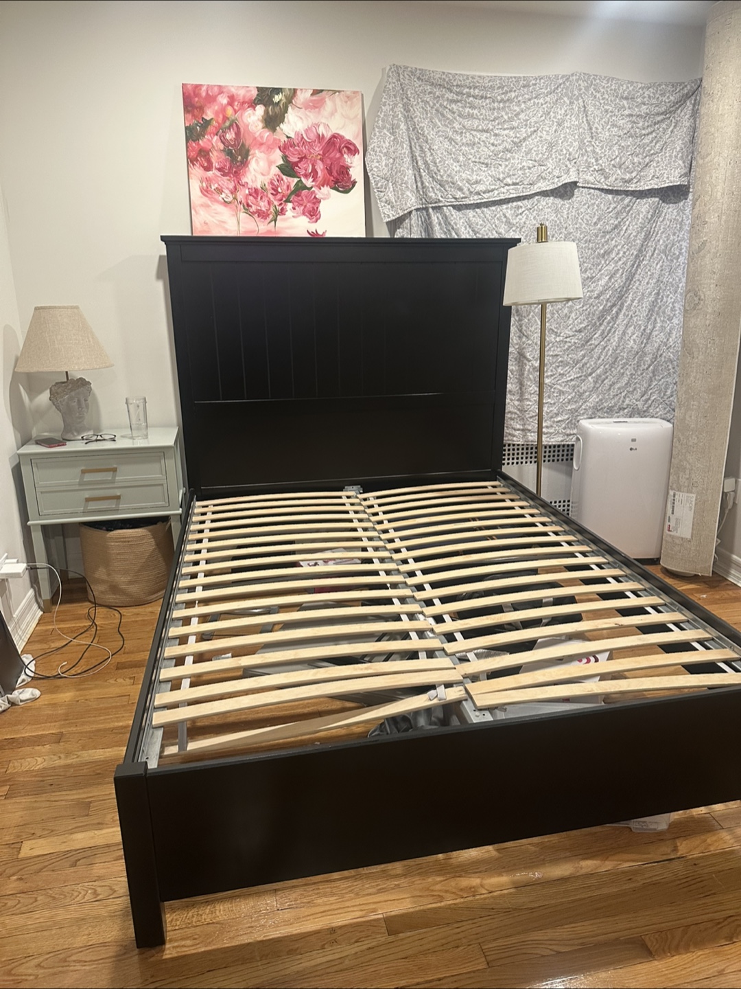 Black Queen size  Platform Bed Frame - photo 3