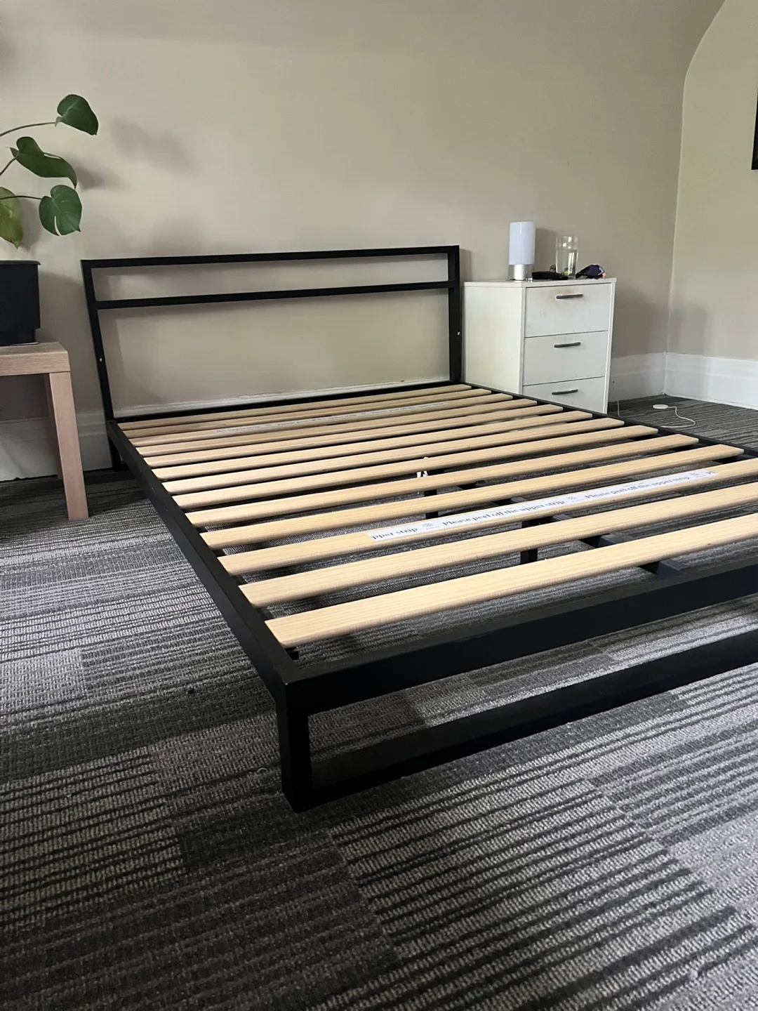 Black Metal Platform Double Bed Frame image indicator(2)