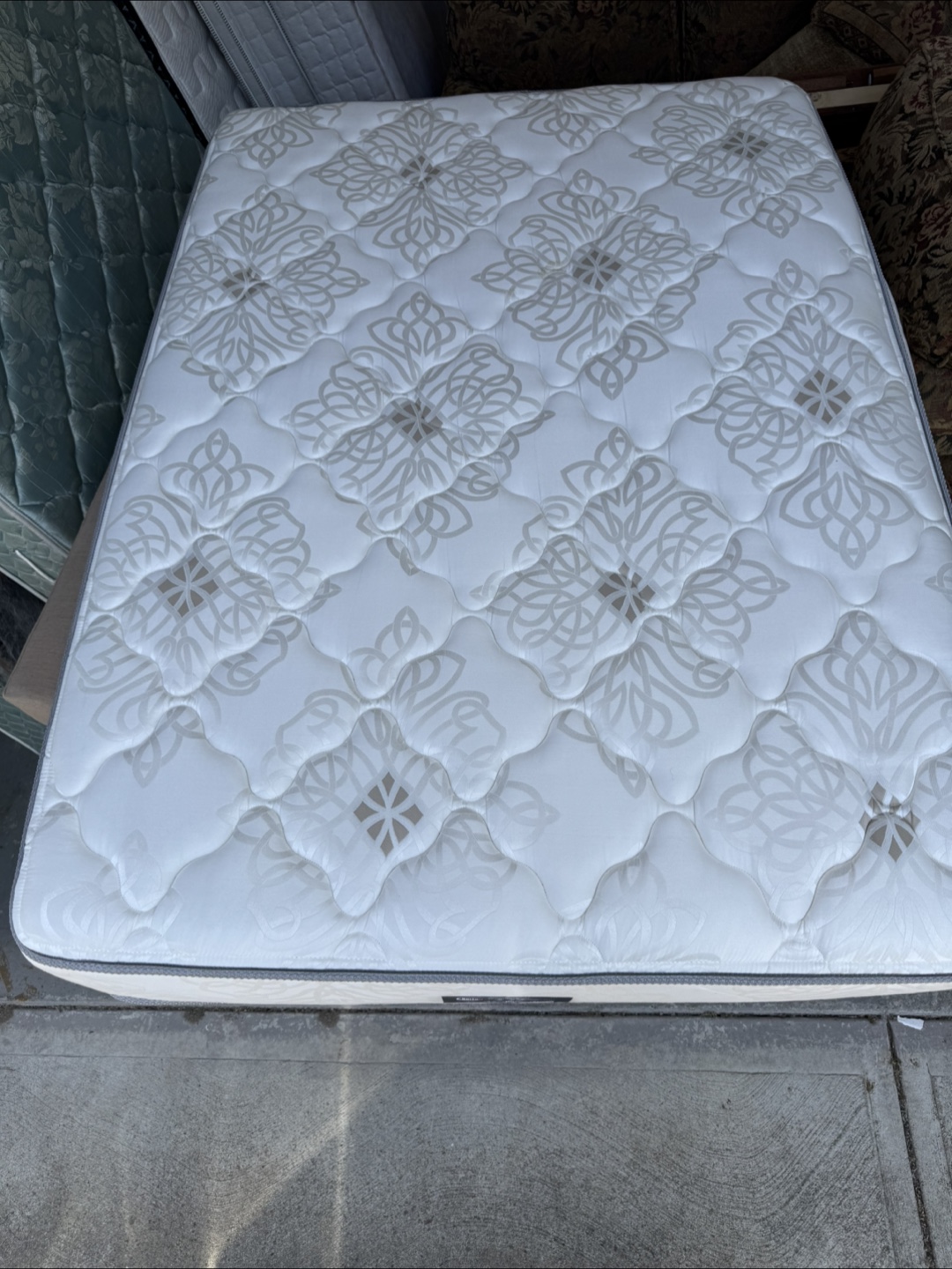 Serta Heritage Collection Mattress and Box Spring Set