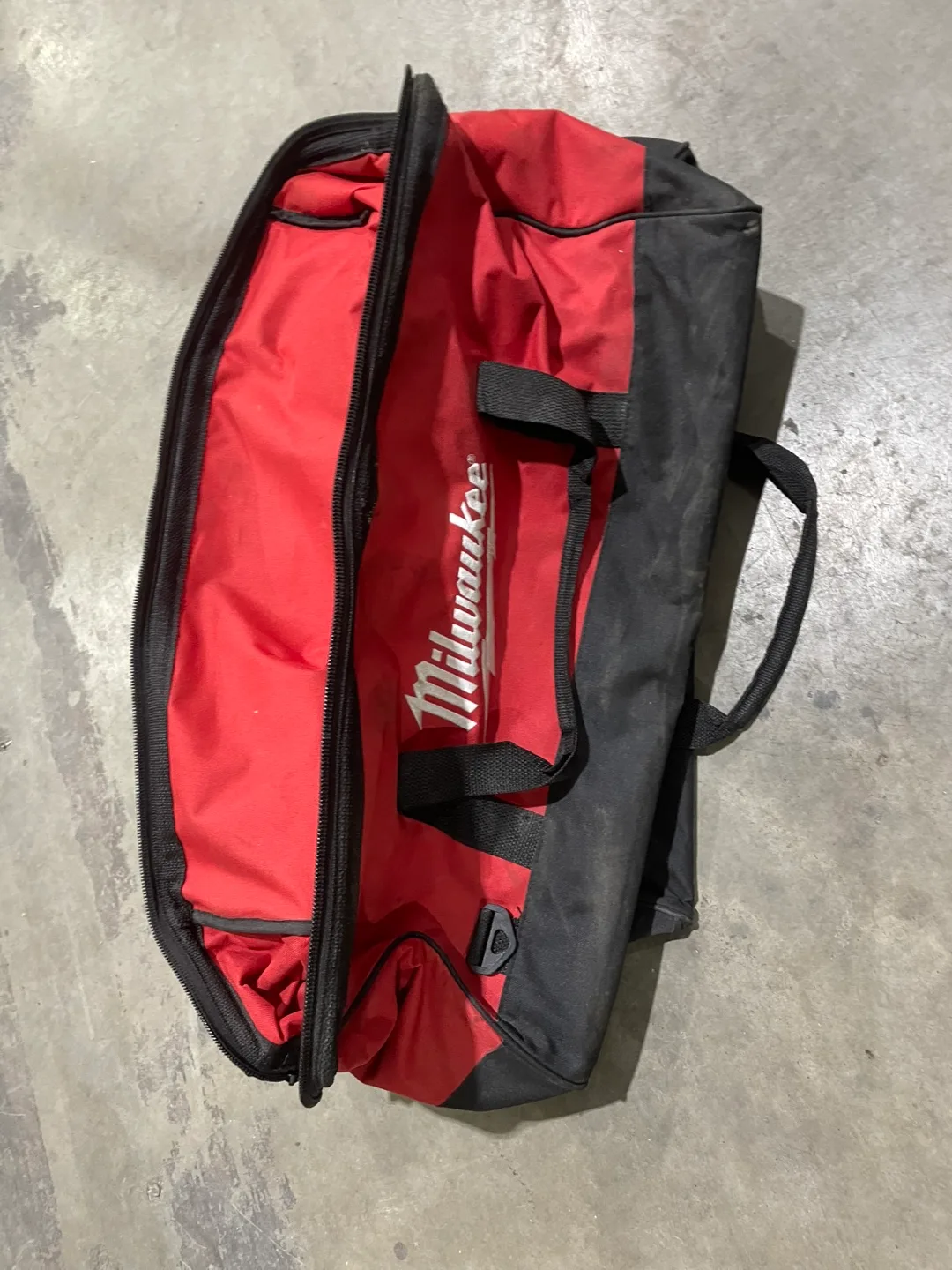 Milwaukee Tool Bag thumbnail