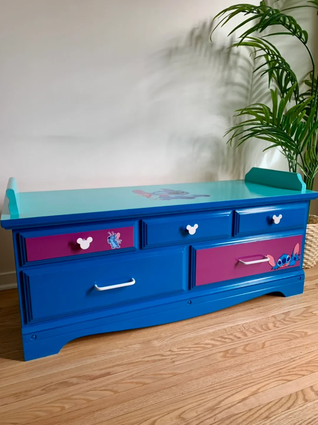 Custom-painted Stitch Toy Chest image indicator(3)