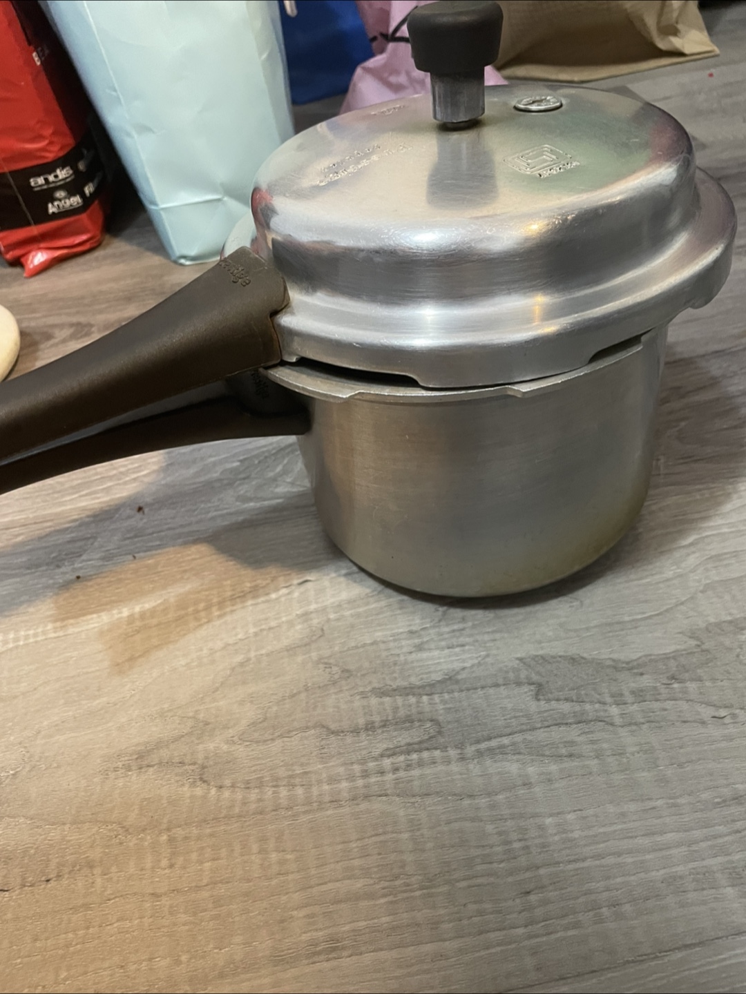 Vintage Prestige Pressure Cooker - photo 3