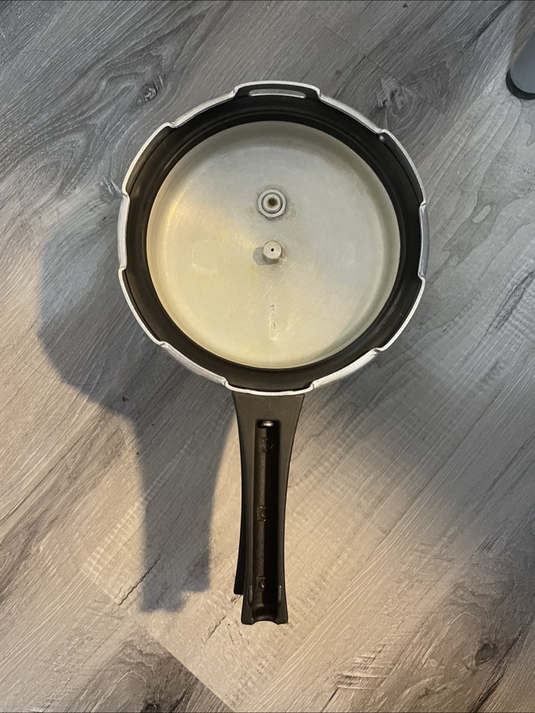 Vintage Prestige Pressure Cooker - photo 2