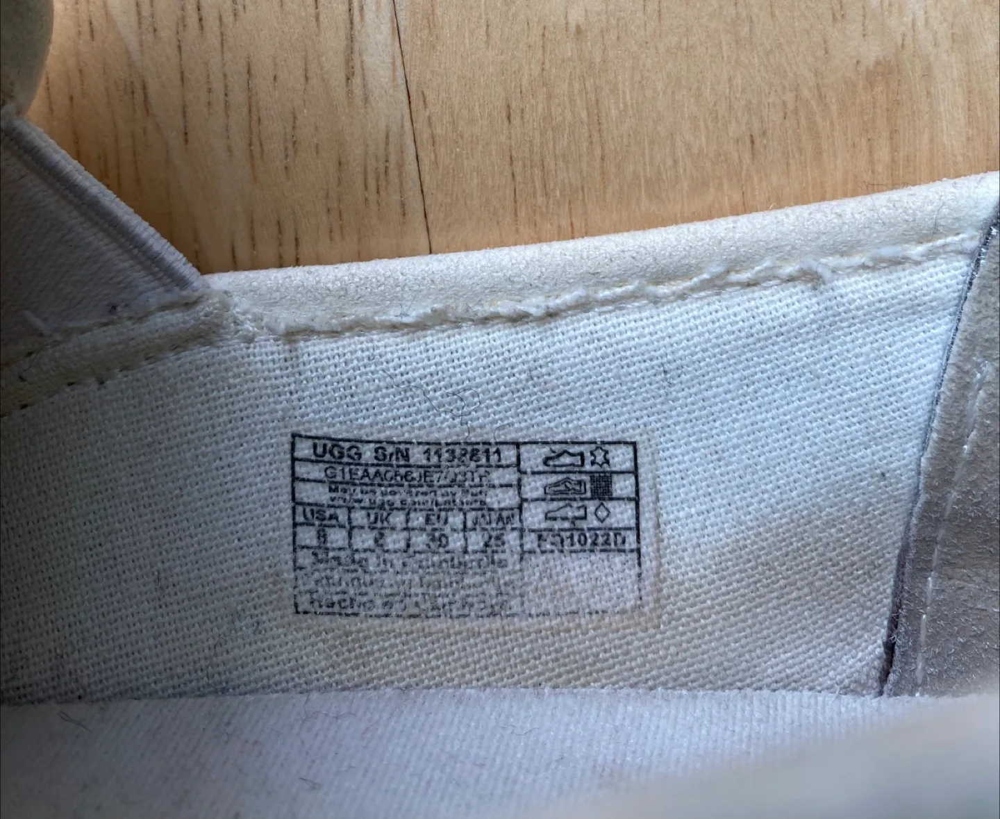 Women's UGG Neutra Sneaker Slip-On Shoes Size 8 image indicator(4)