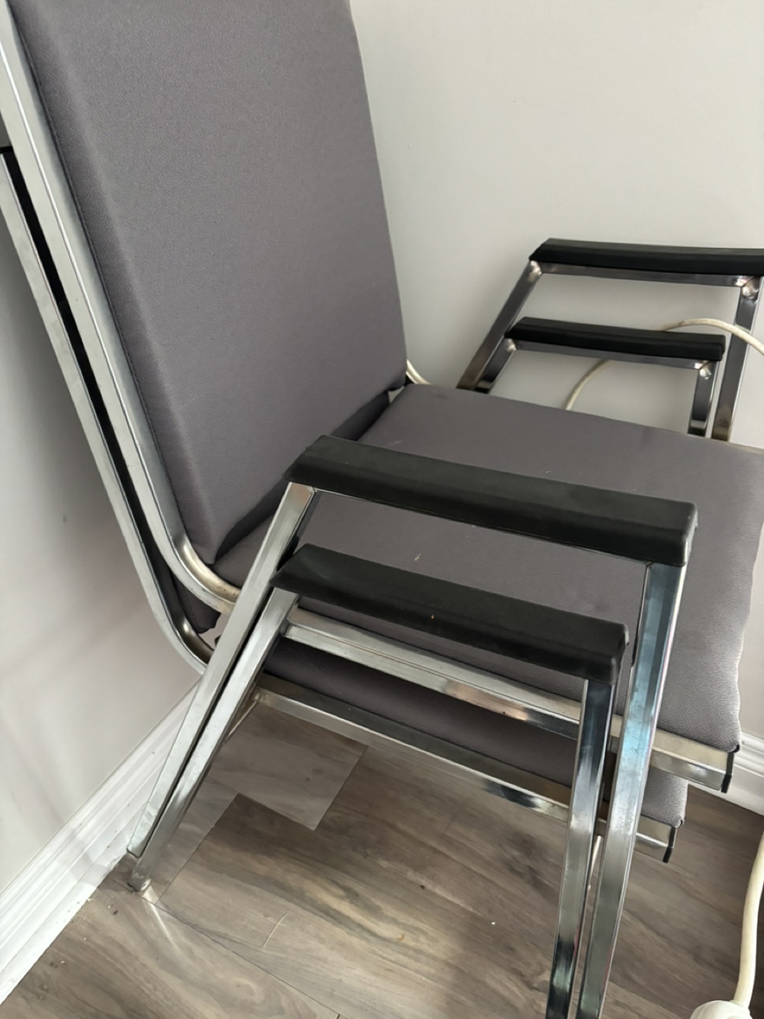 Grey metal room chair (2 for sale) - photo 2