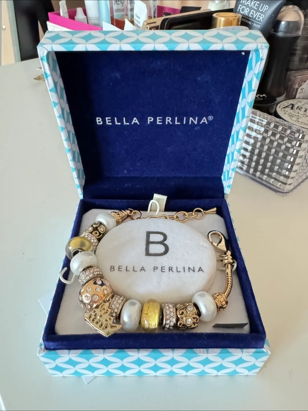 Bella Perlina Gold Charm Bracelet thumbnail
