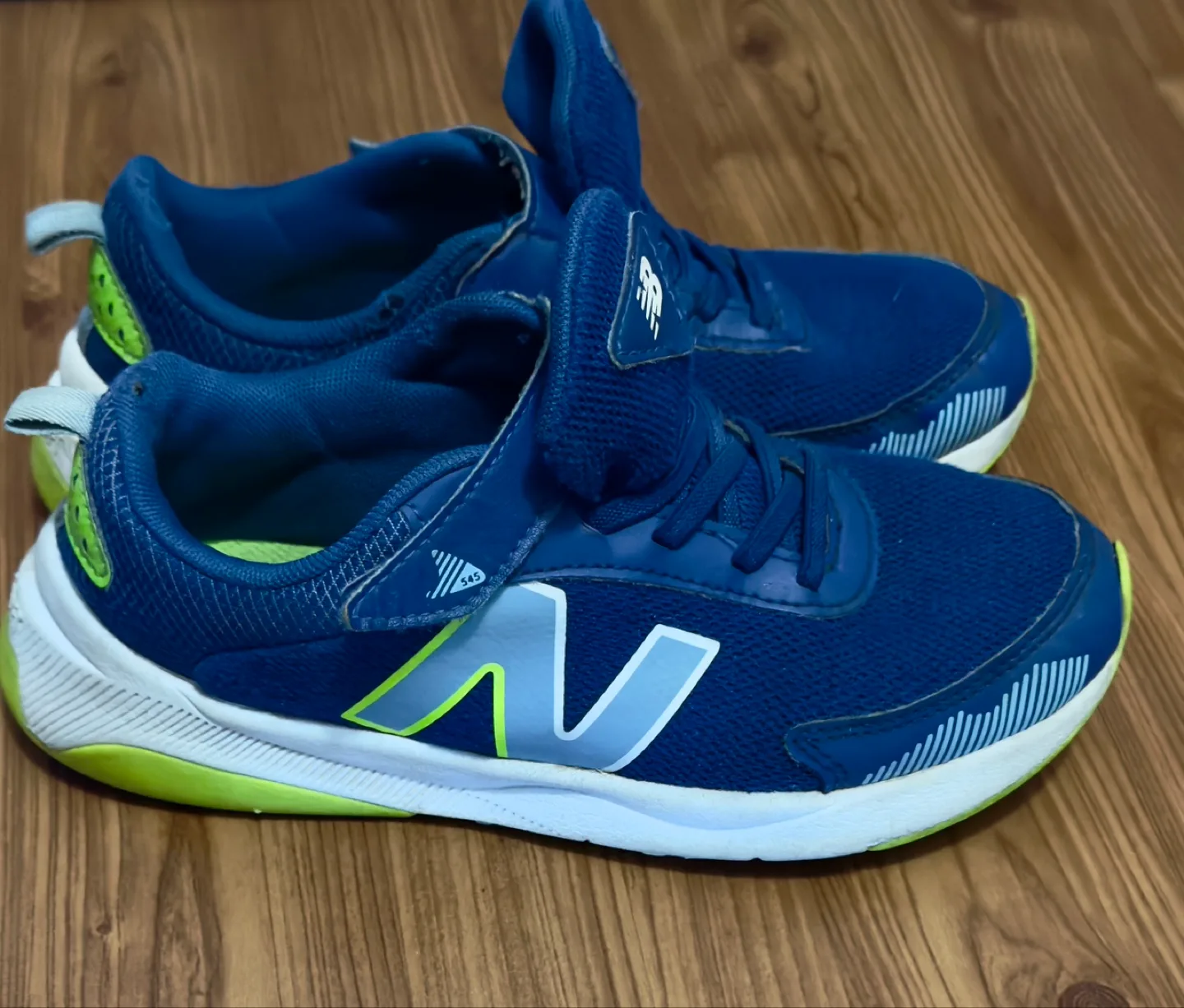 New Balance Kids' Running Shoes - Size 3 image indicator(2)