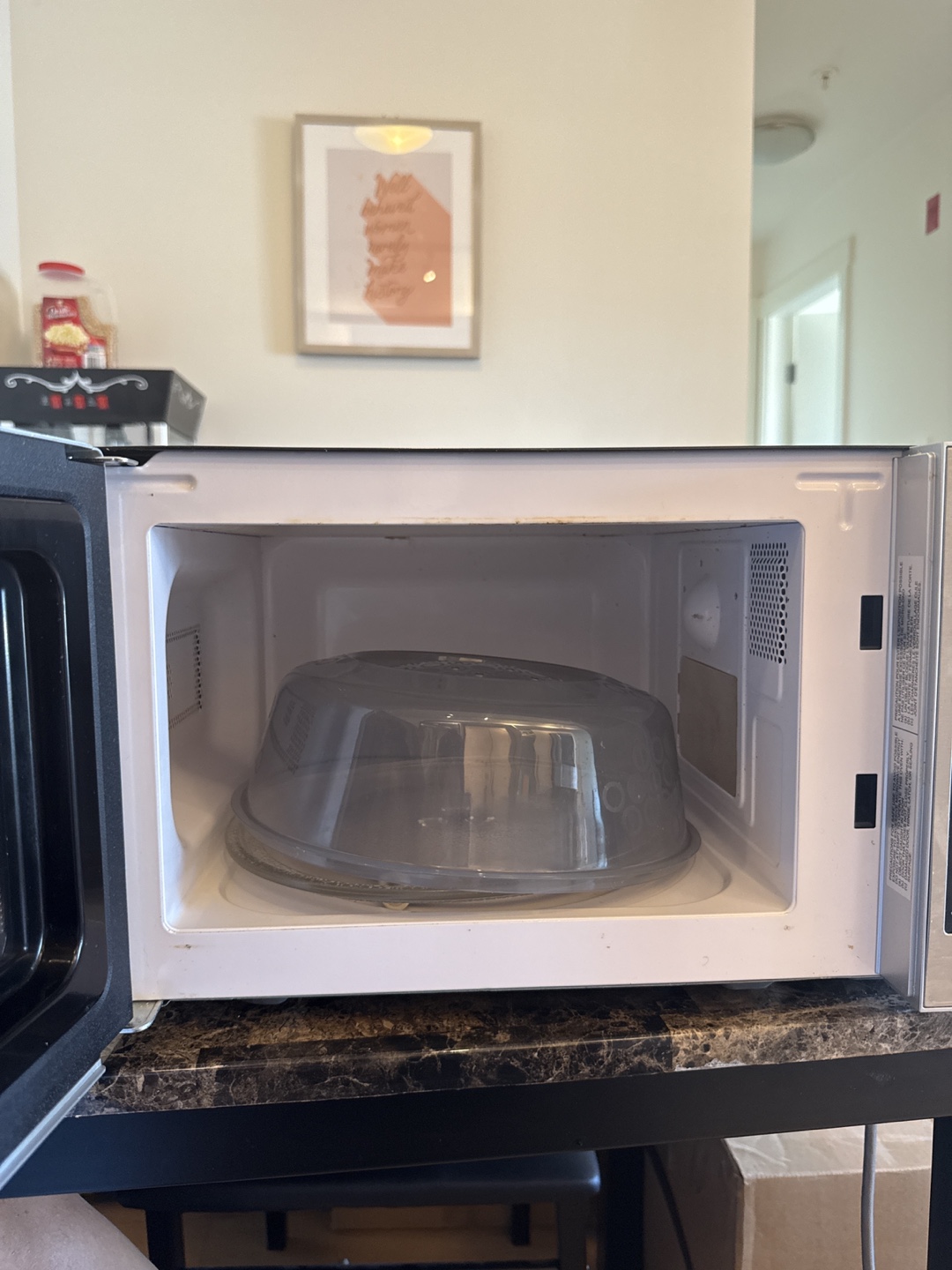 Microwave - photo 2