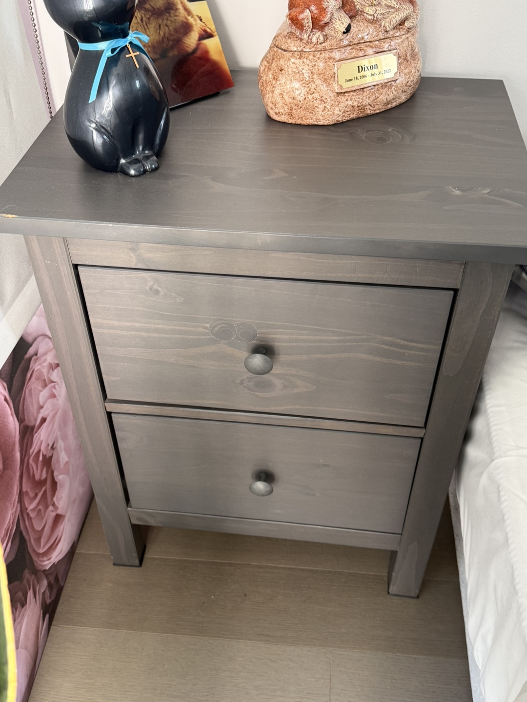 MUST GO TODAY‼️IKEA 2-Drawer Nightstand & MALM 8-Drawer Dresser - photo 2