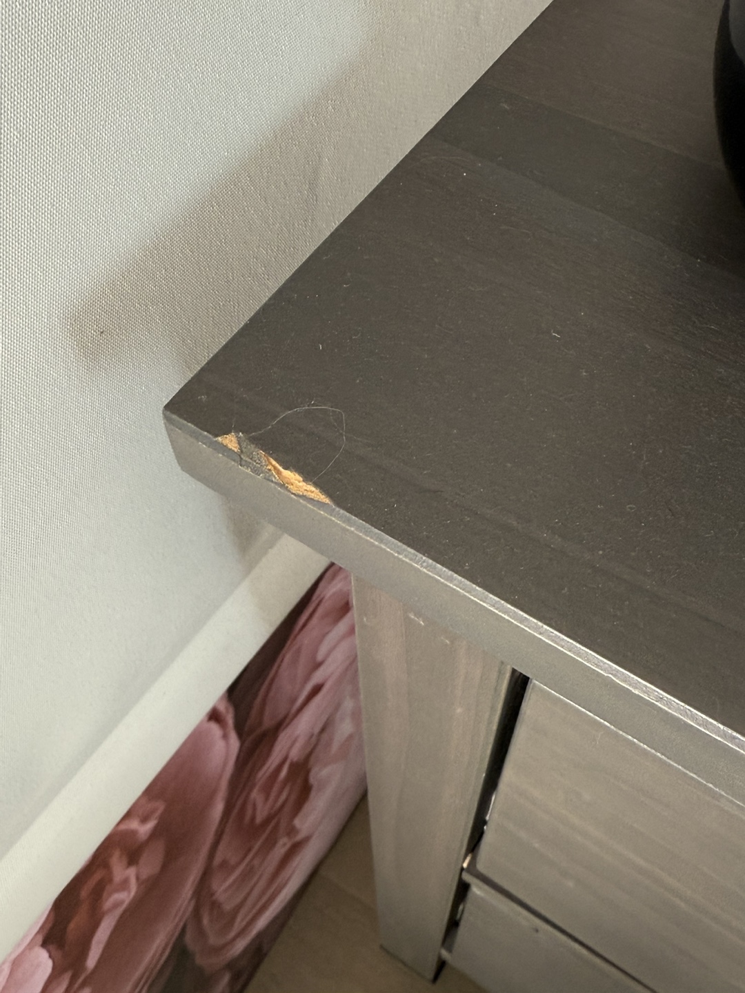 MUST GO TODAY‼️IKEA 2-Drawer Nightstand & MALM 8-Drawer Dresser - photo 4