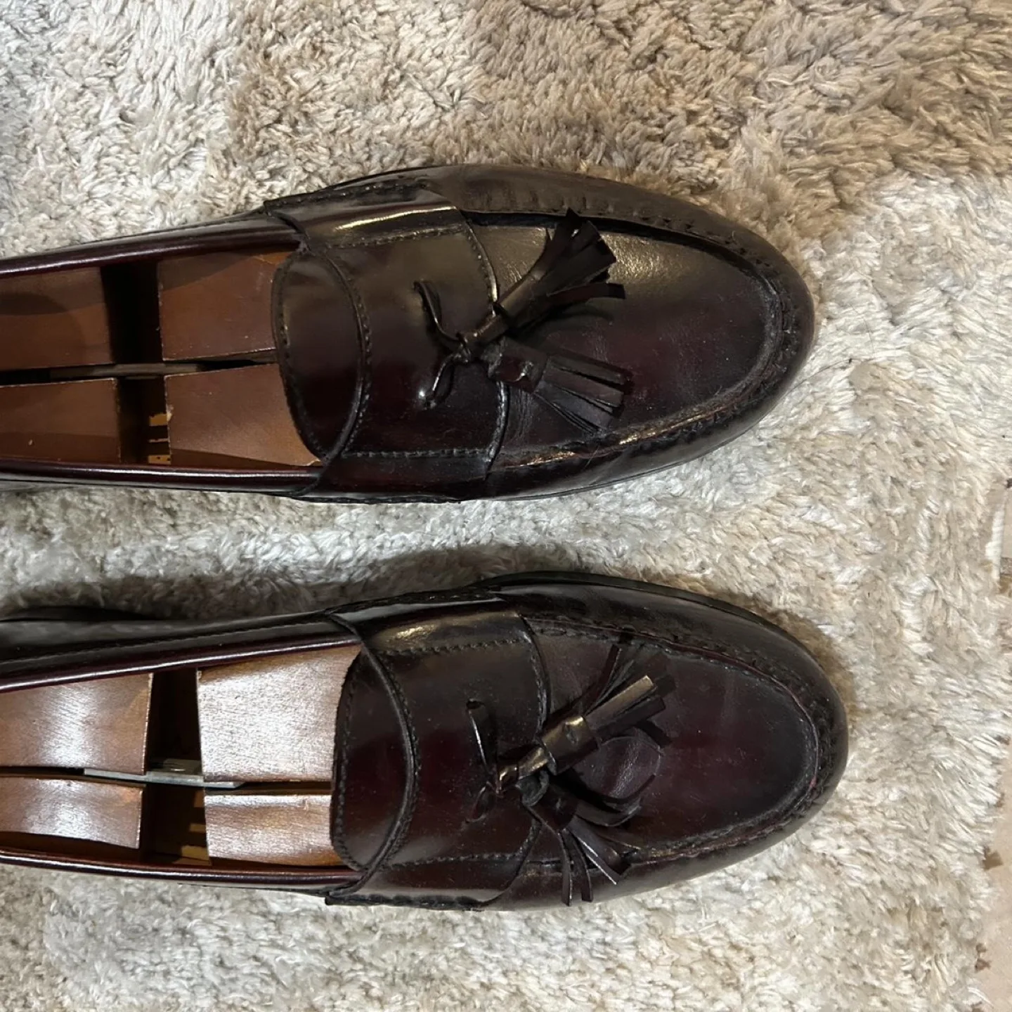 Cole Haan Men's Burgundy Leather Tassel Loafers image indicator(4)
