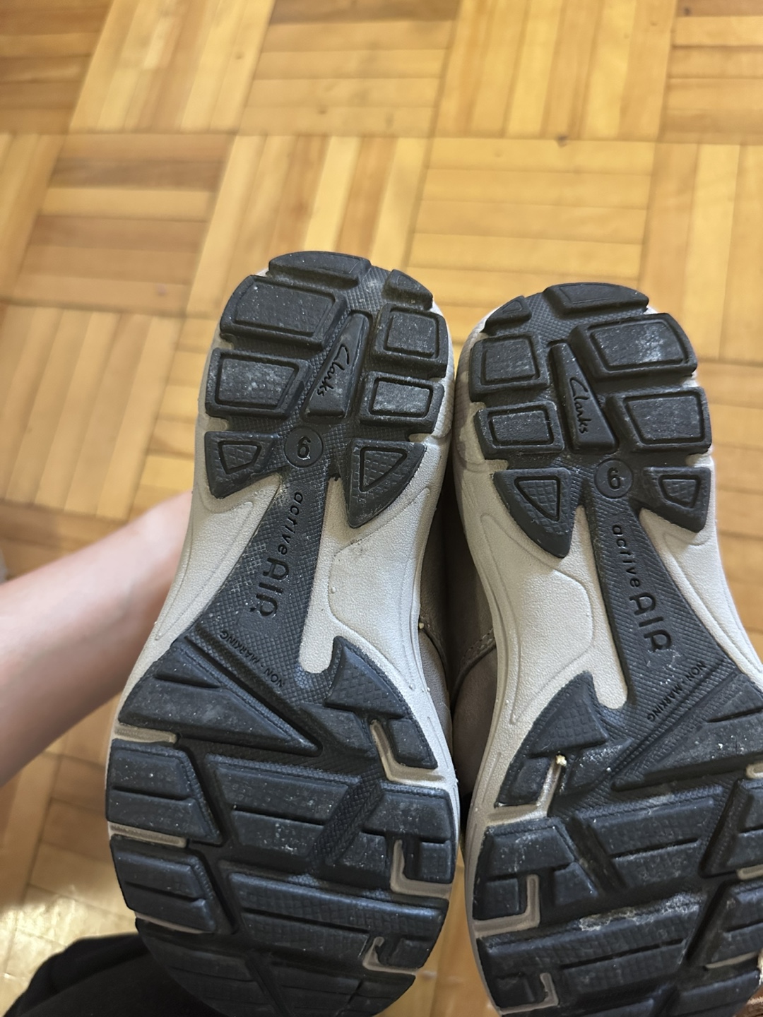 Clarks Active Air Kids Boots Size 6 - photo 3