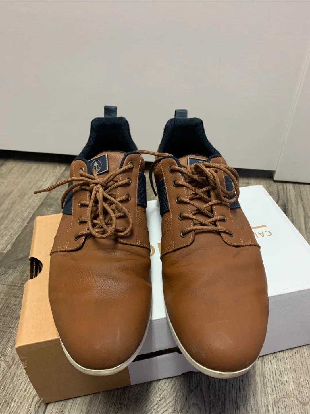 Men's Aldo Brown Leather Low-Top Sneakers - Size 9 image indicator(3)