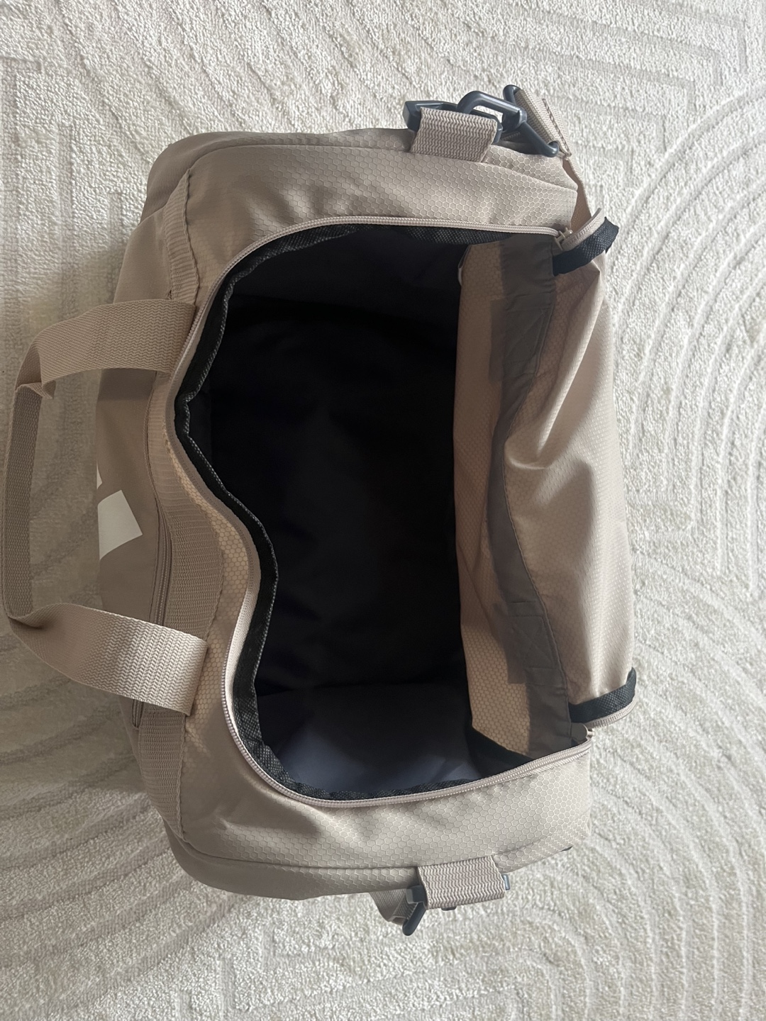 Adidas duffel bag - photo 4