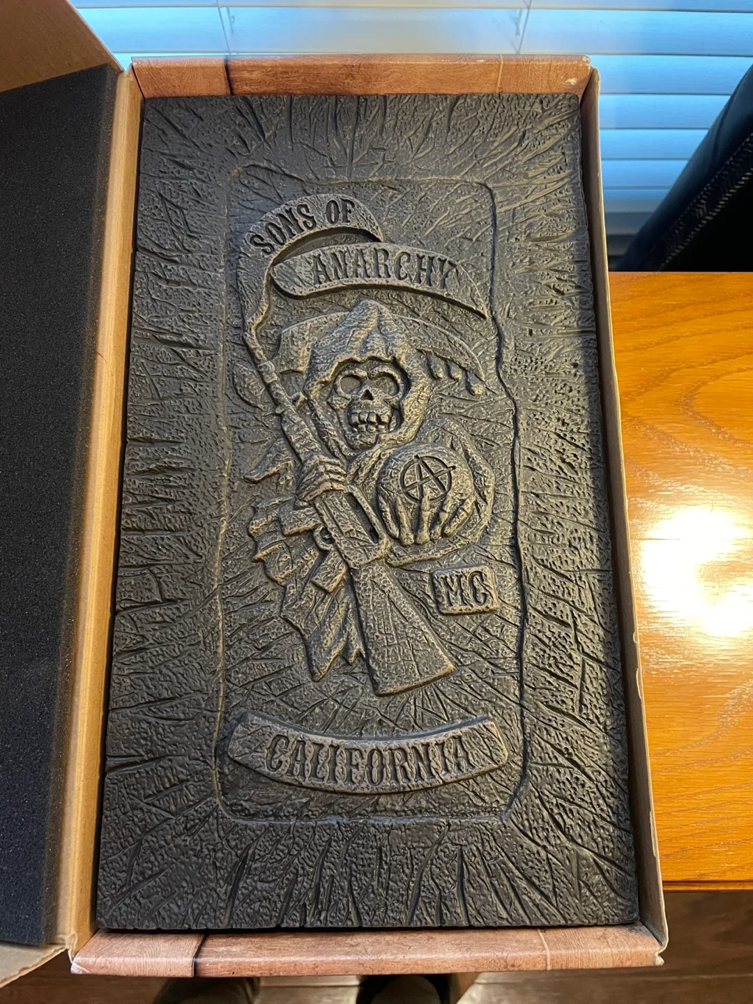 Sons of Anarchy: The Collector's Set DVD Box Set image indicator(3)