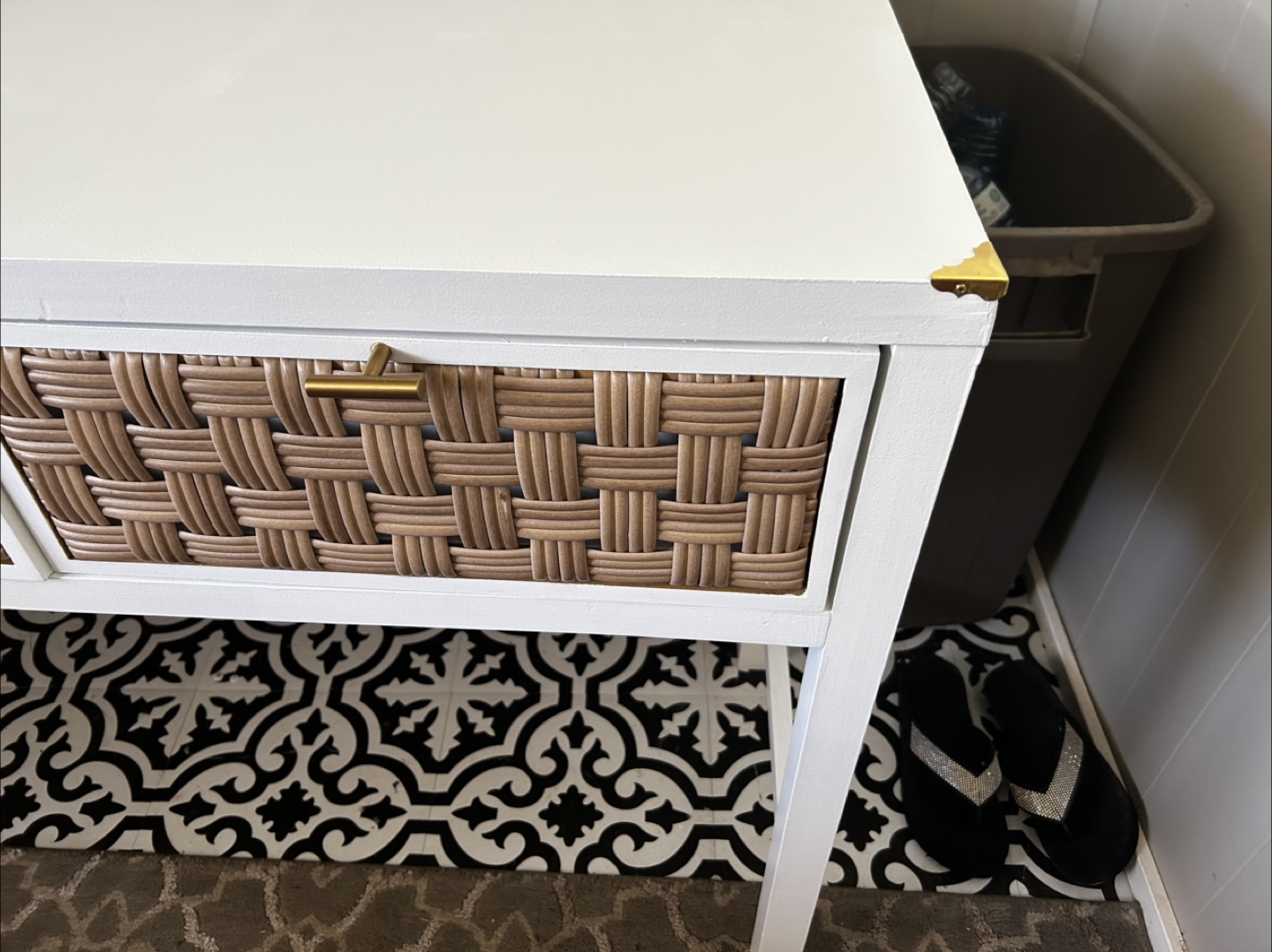 Entryway/Console Table/TV Stand - photo 4