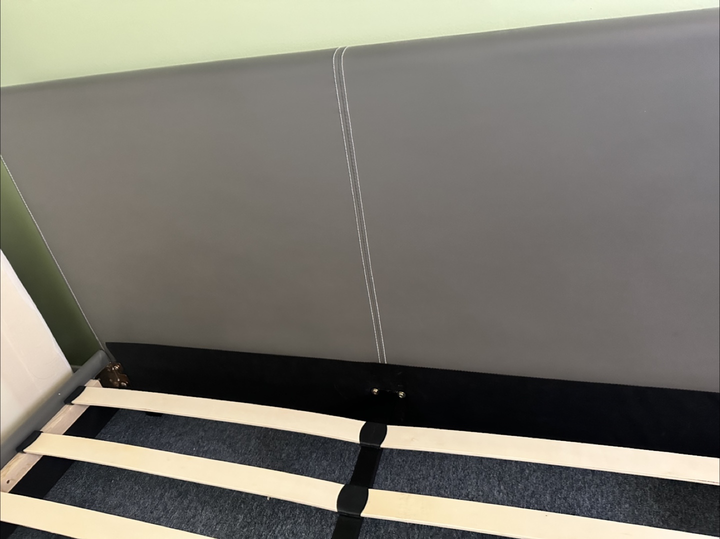 Queen Size Bed Frame with Mattress - photo 4