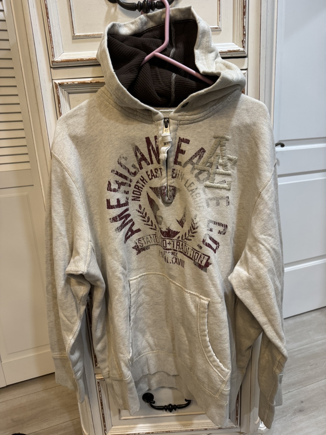 American Eagle Outfitters Men's Half-Zip Hoodie