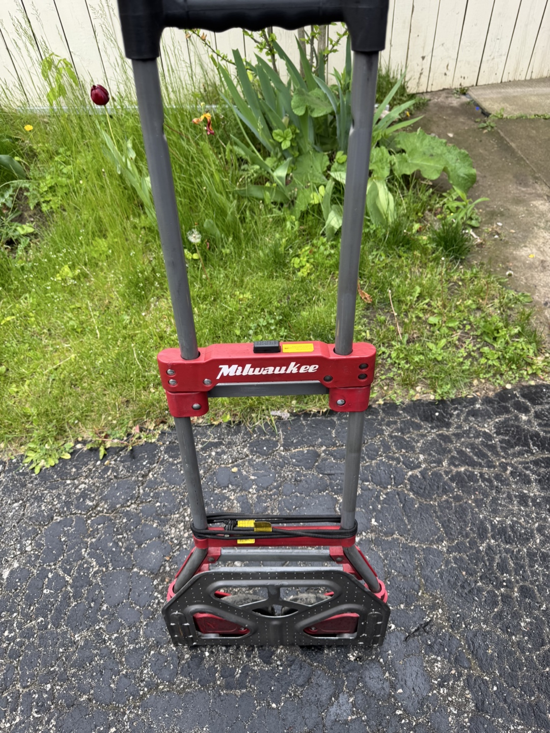 Milwaukee Compact Folding Hand Truck “Dolly” - photo 2