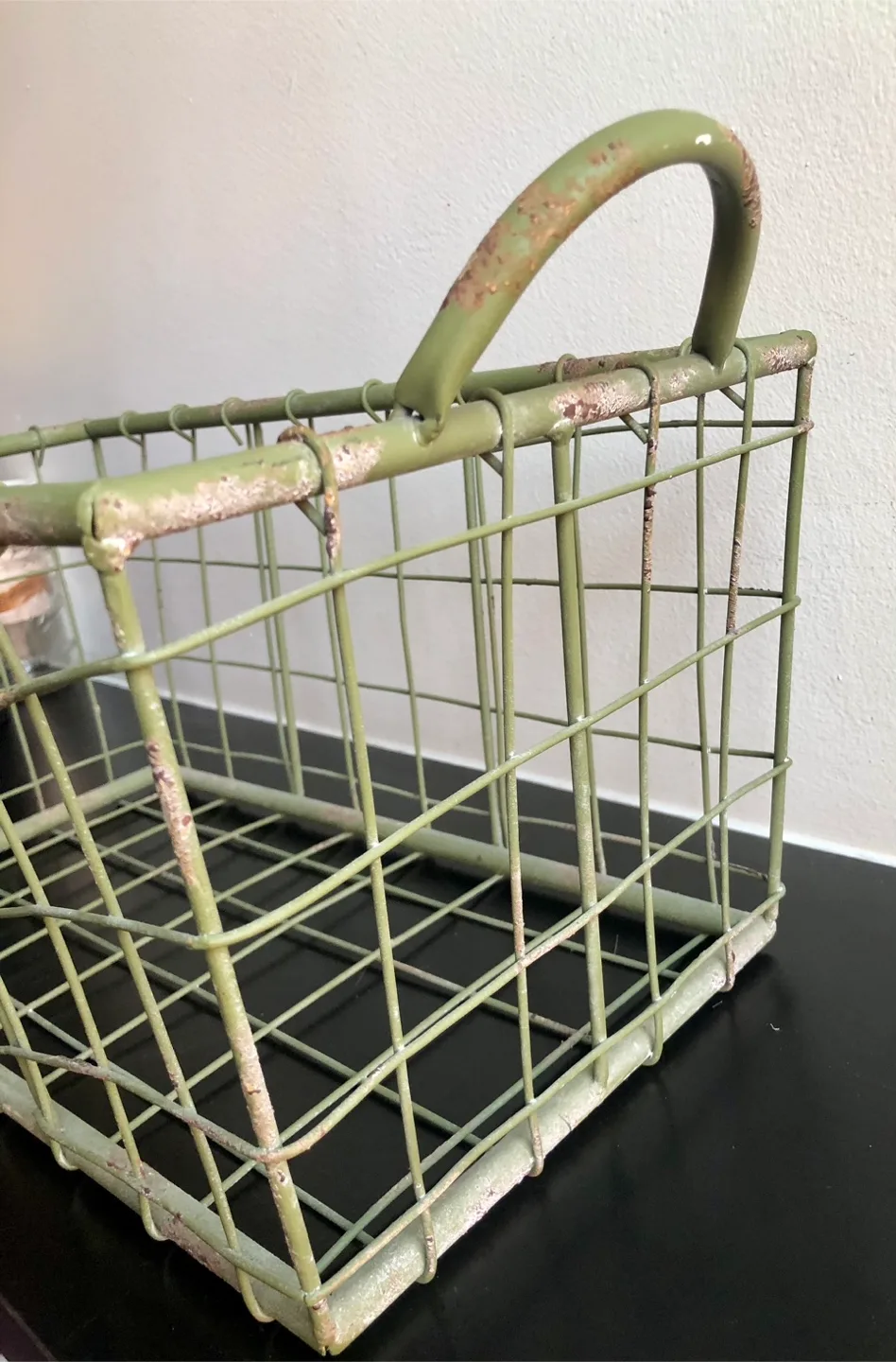 Rustic Green Metal Wire Basket image indicator(4)