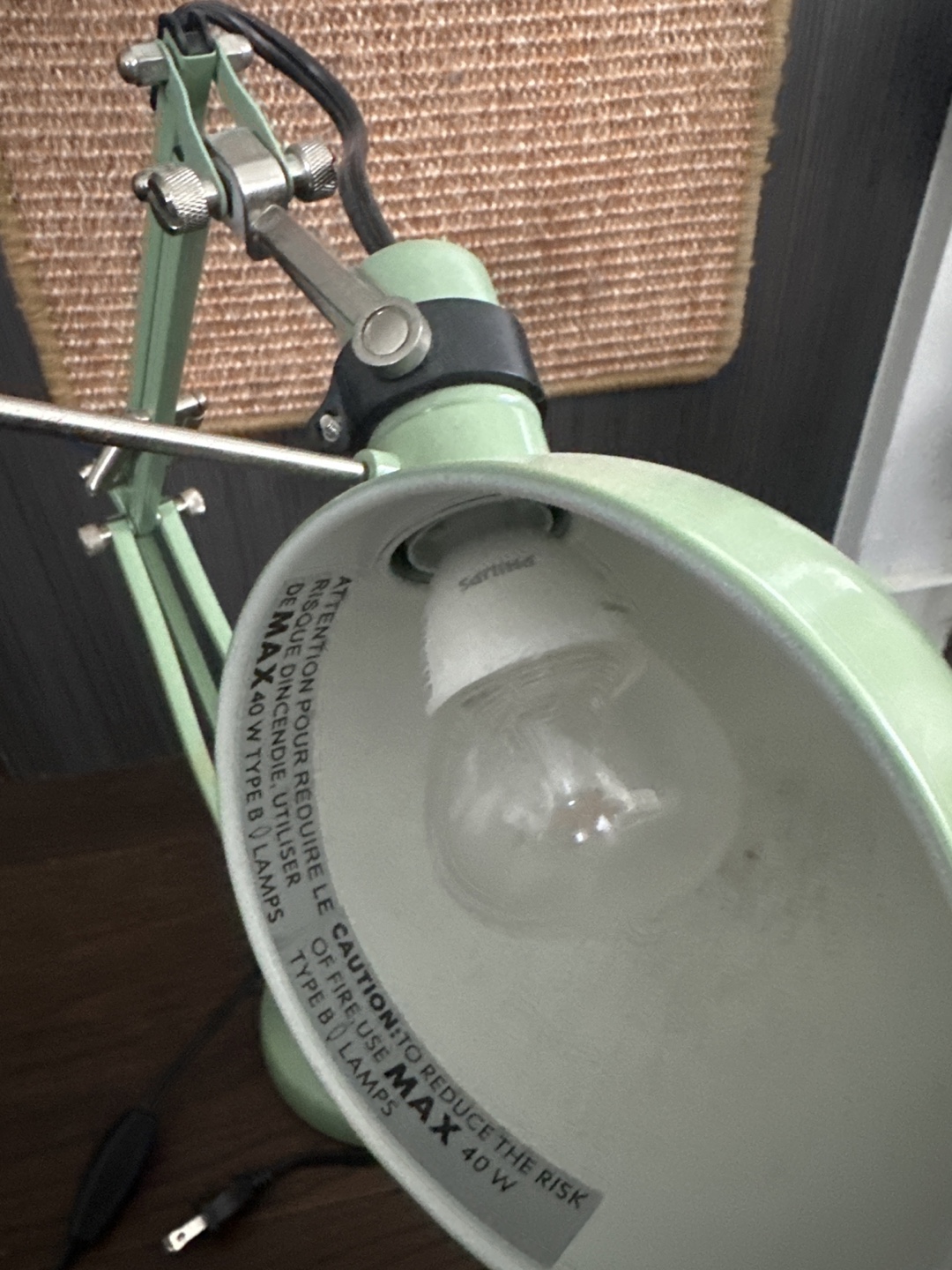 Vintage-Style Green Desk Lamp - photo 3