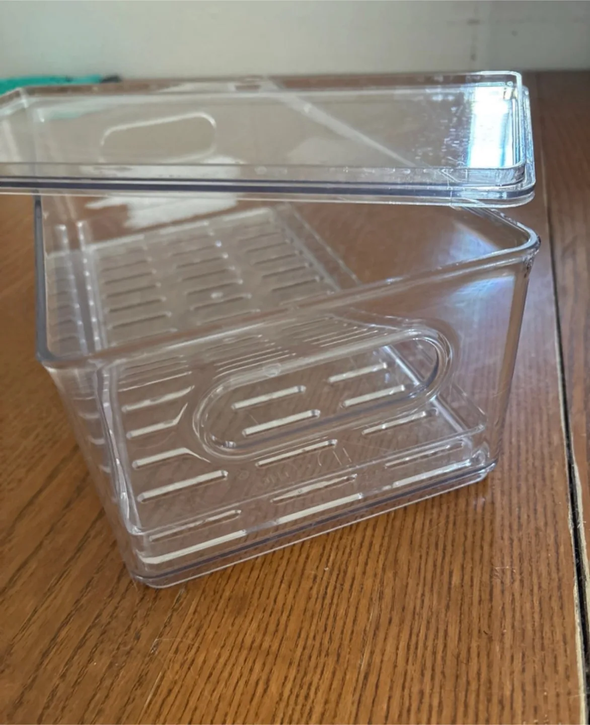 Clear Plastic Storage Bin with Lid image indicator(2)