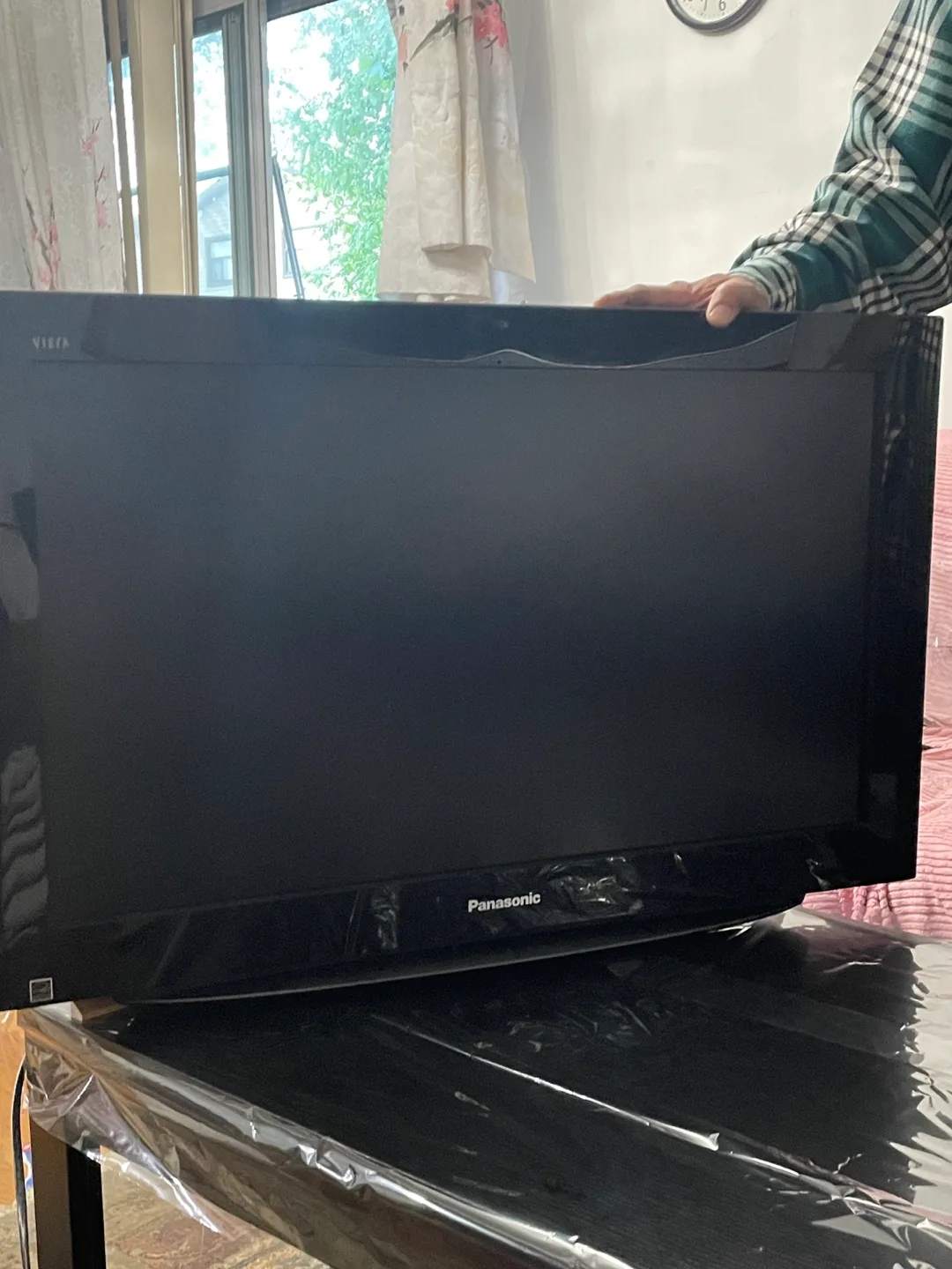 Panasonic VIERA LCD TV - 32 inch image indicator(2)