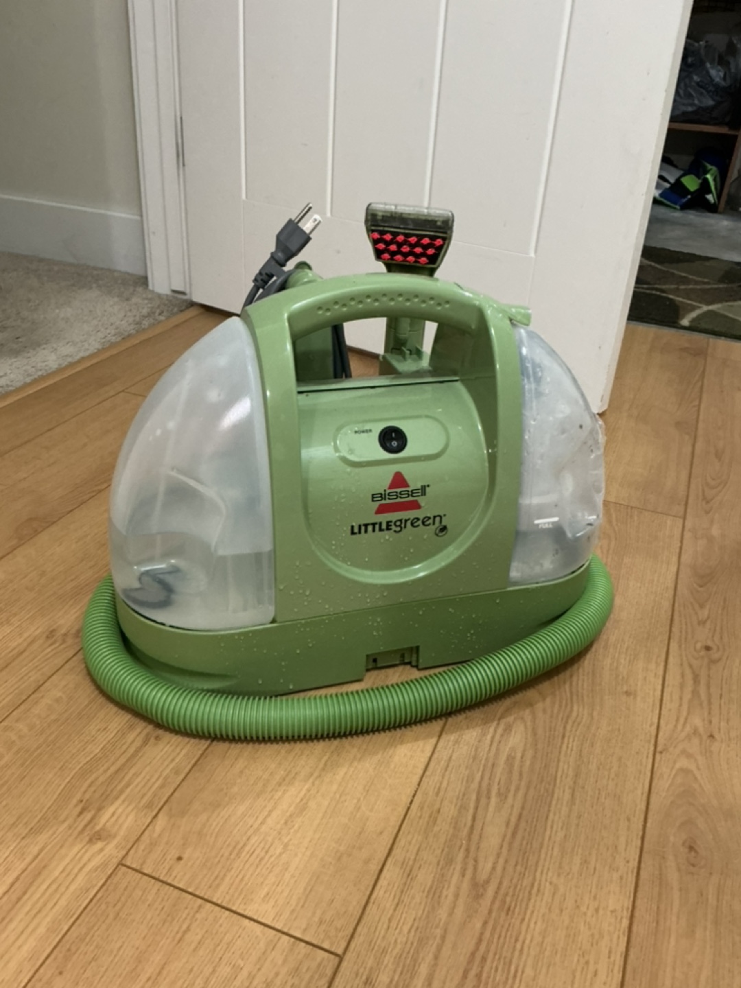 Bissell Little Green Portable Spot Cleaner - photo 4