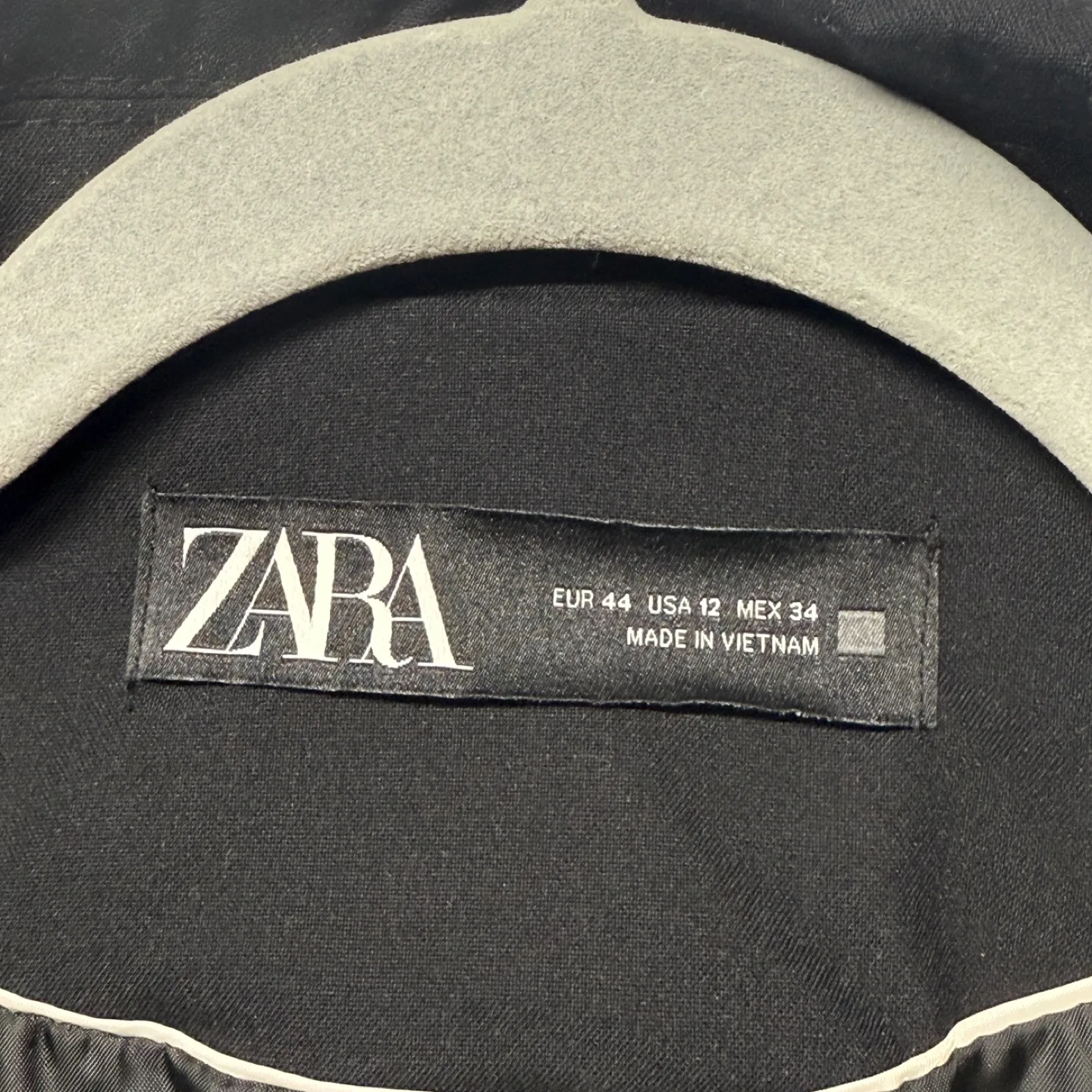 Zara women's blazer XL (size 12) worn once image indicator(6)