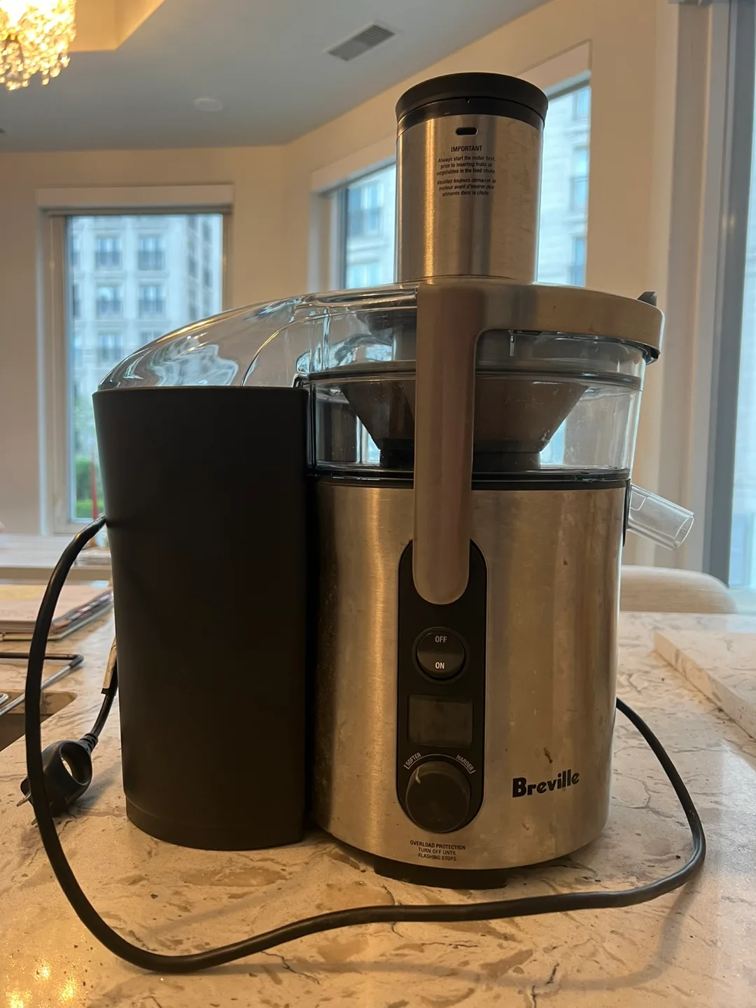 Breville Juice Fountain Plus Juicer thumbnail