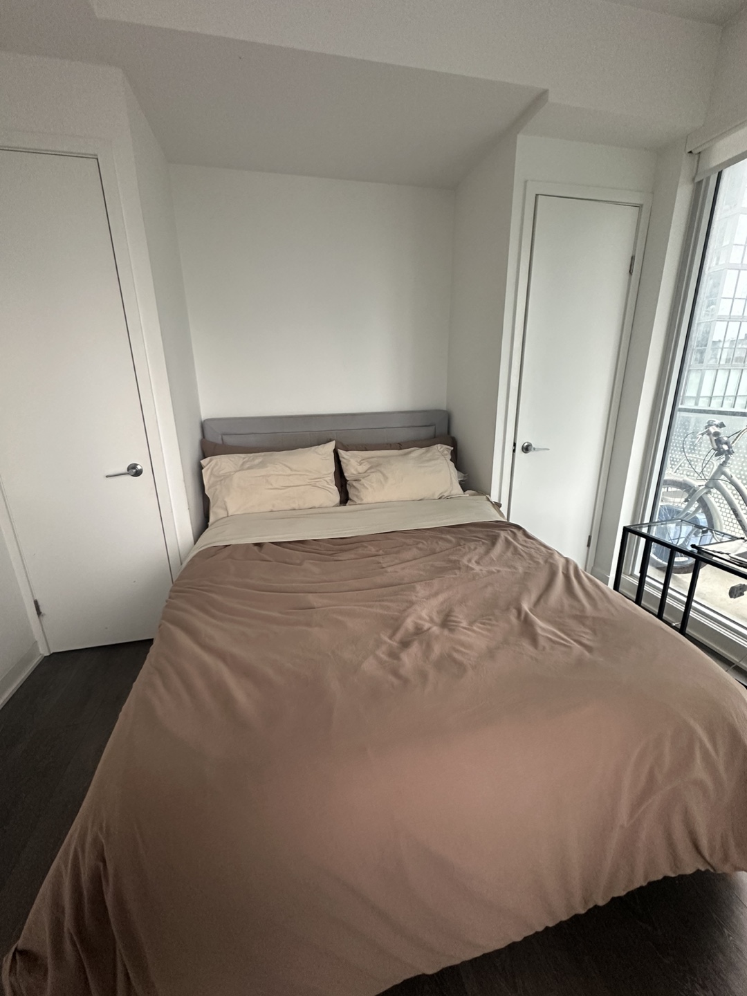 URGENT! MOVING OUT SALE! Grey (stained) Queen-size bed frame - photo 3