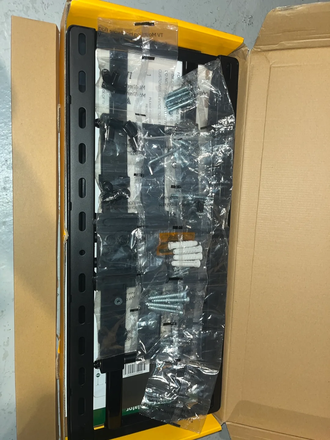 Blackweb Full Motion TV Wall Mount 50-86" image indicator(4)