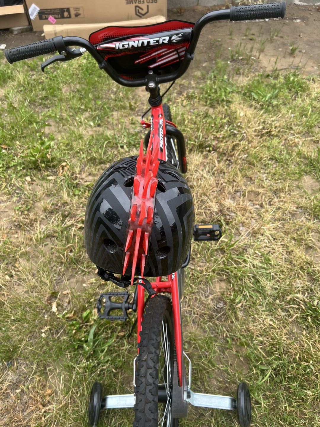Igniter Moto-20 Kids Bike with Training Wheels - photo 2