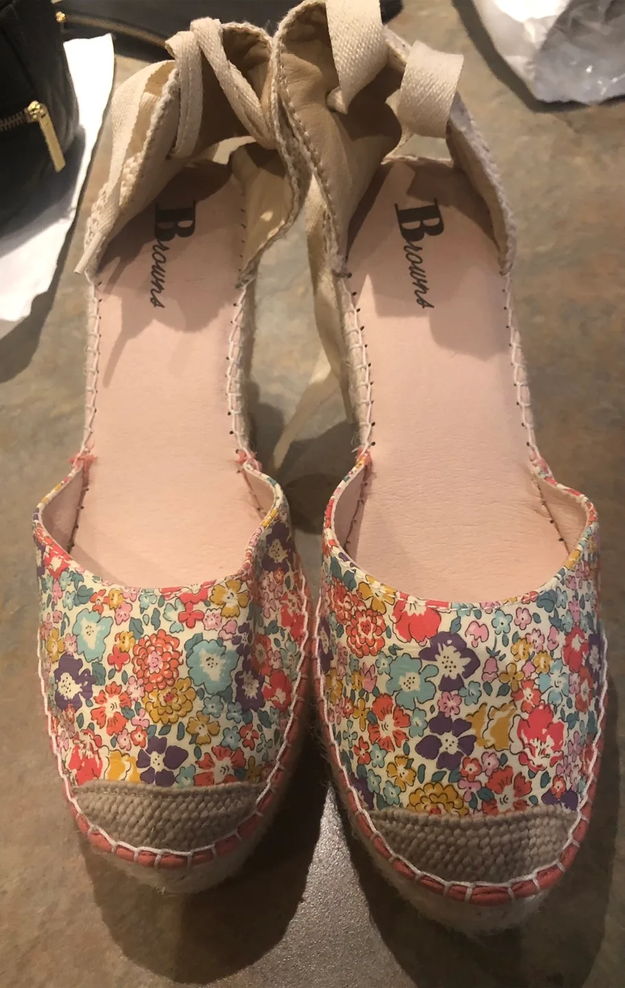 Women's Browns Floral Espadrille Wedges - Size 39 image indicator(2)