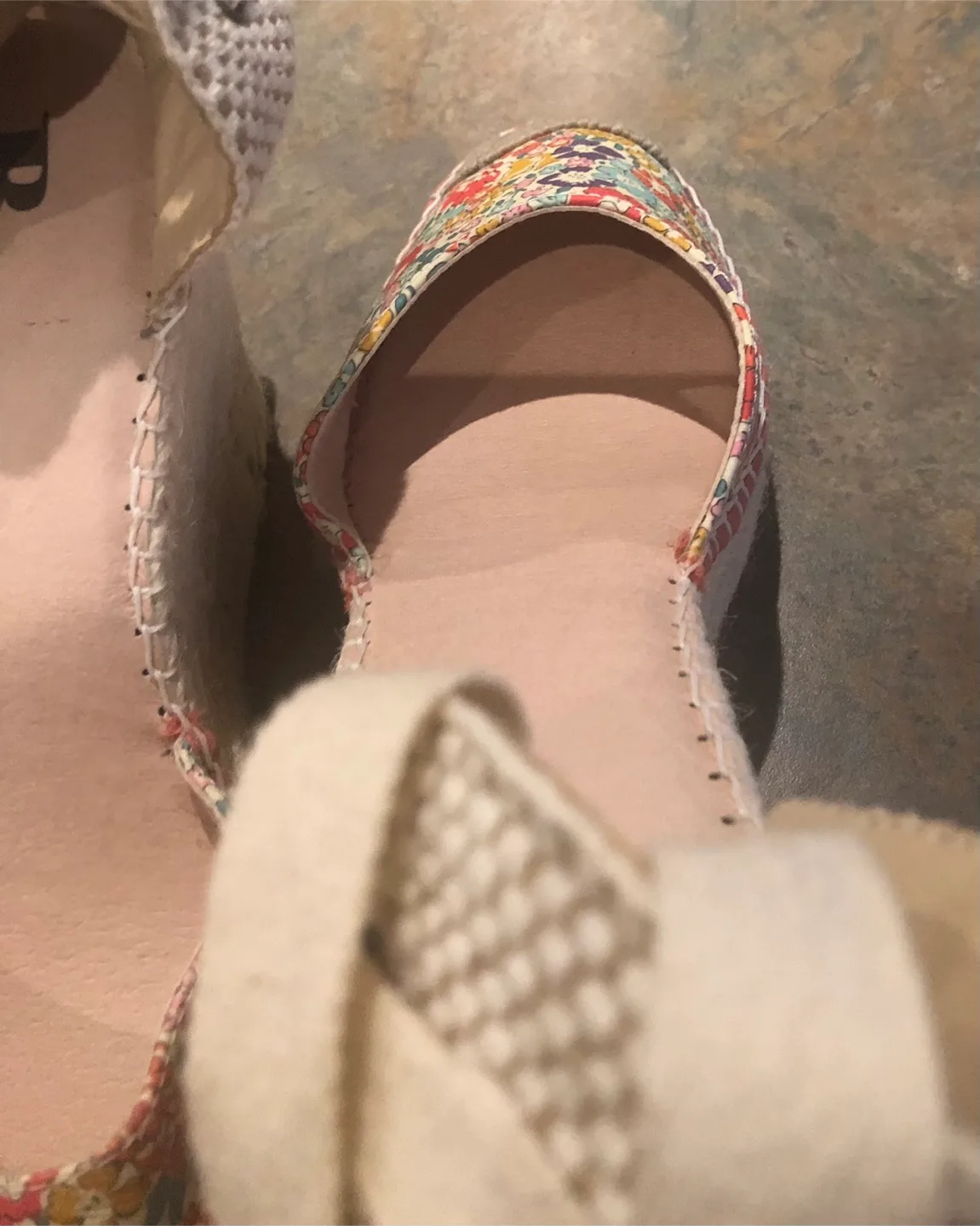 Women's Browns Floral Espadrille Wedges - Size 39 image indicator(8)