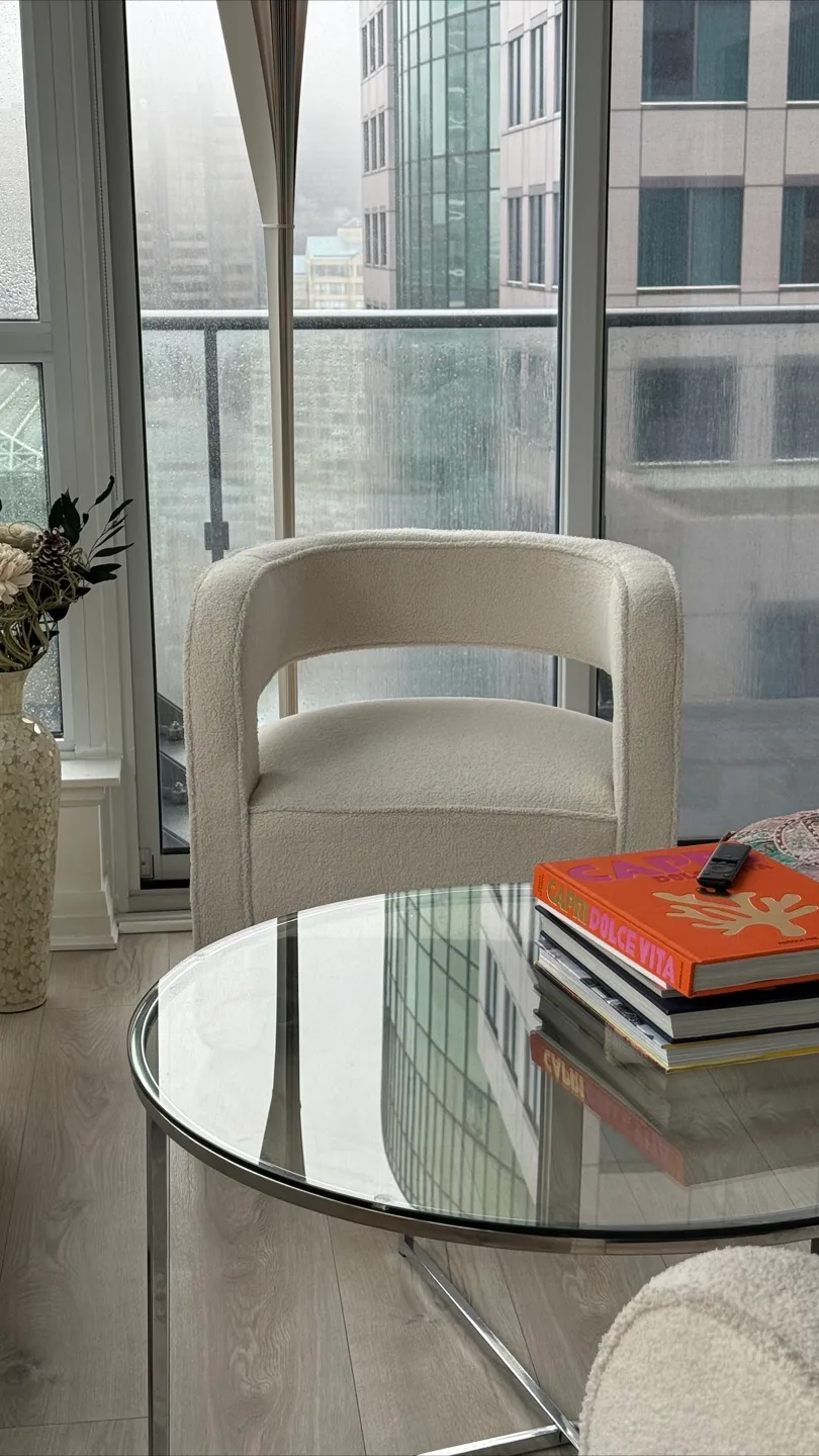 Cream-coloured boucle accent chair (Set of 2) thumbnail