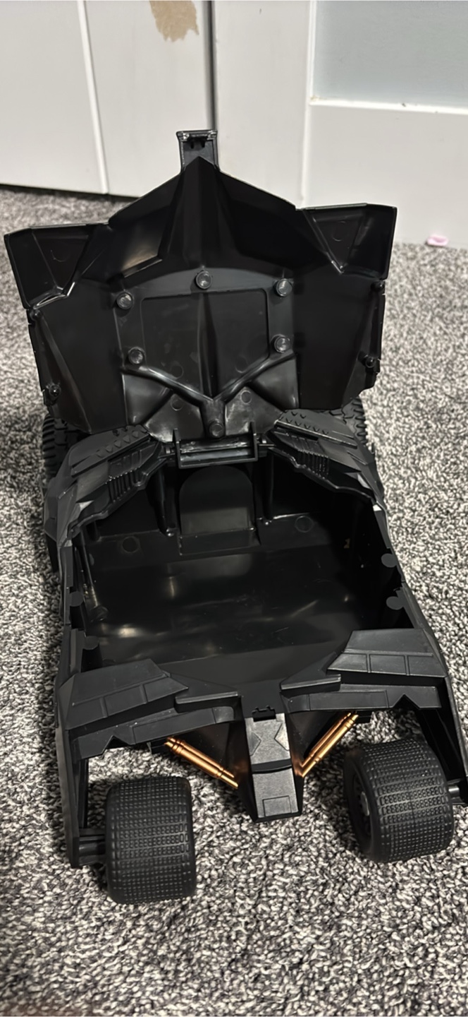 Collectible Batmobile popcorn bucket - photo 4