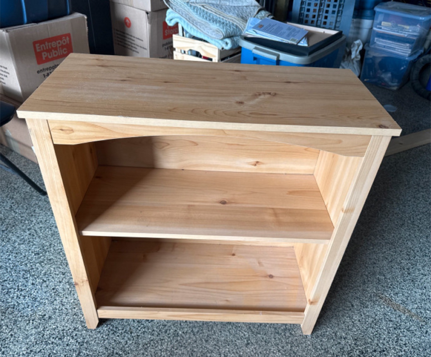 2 shelf bookcase