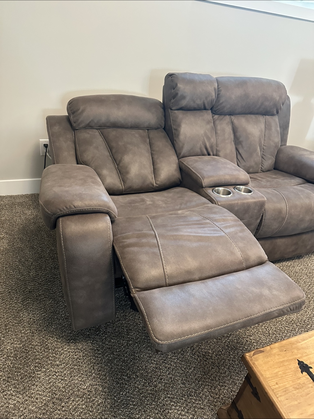 Power reclining sofa, and loveseat - photo 3