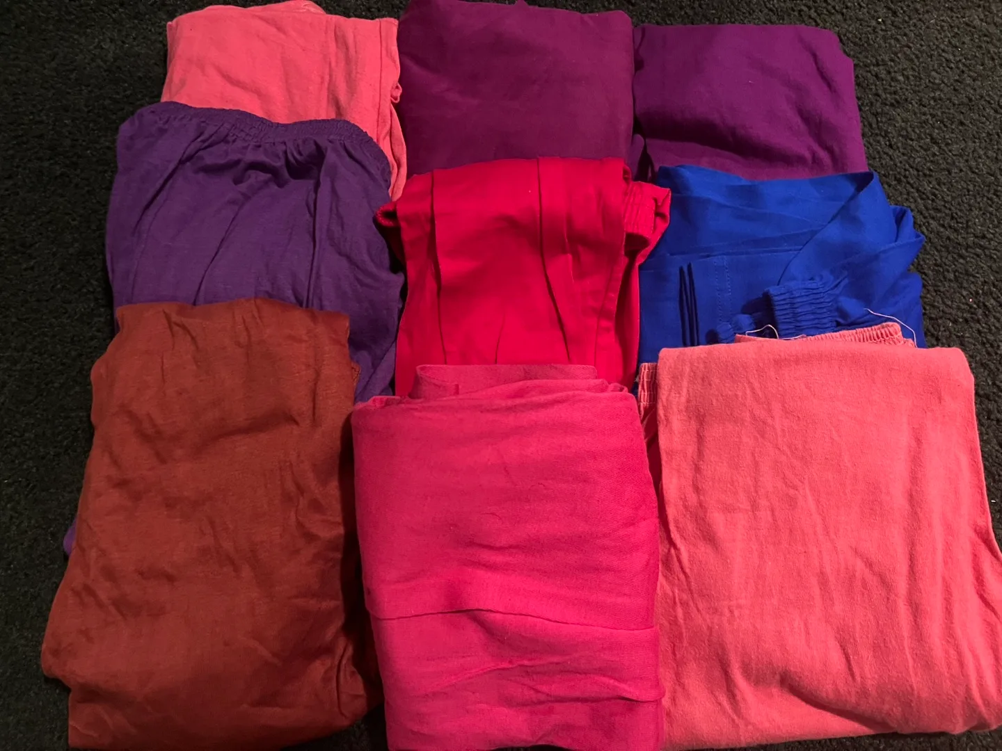 Bundle of 9 Women's Leggings thumbnail