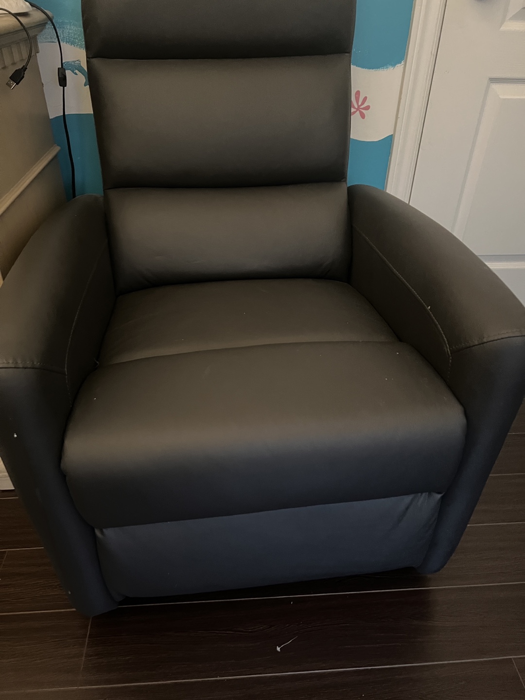 Reclining armchair