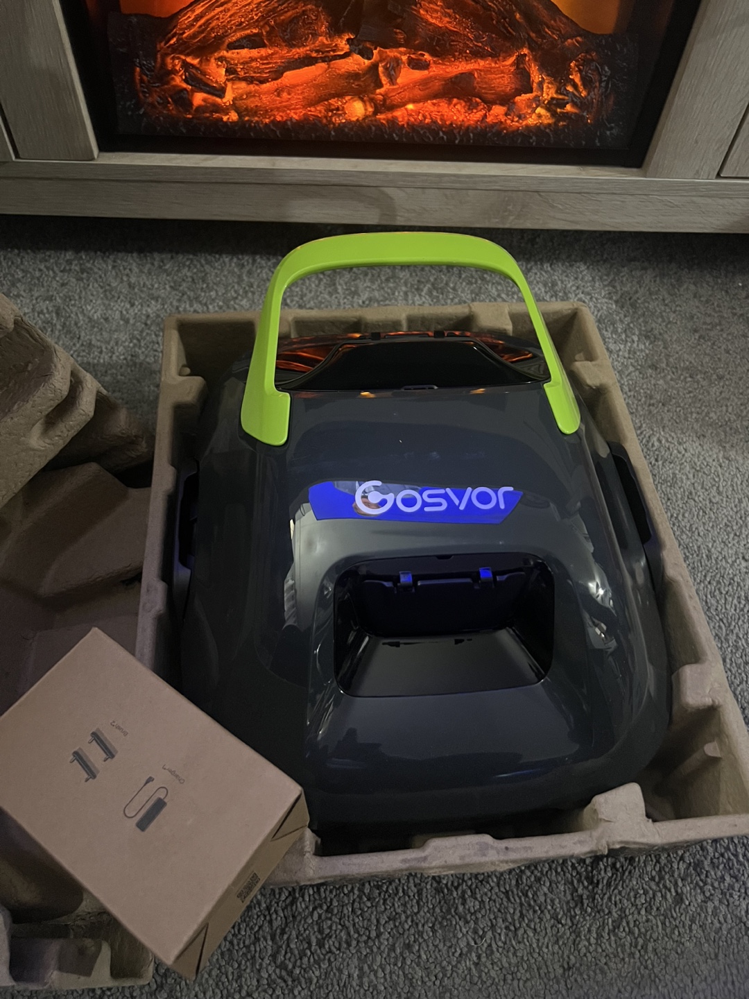 Gosvor LiteVac 800 Cordless Robotic Pool Cleaner