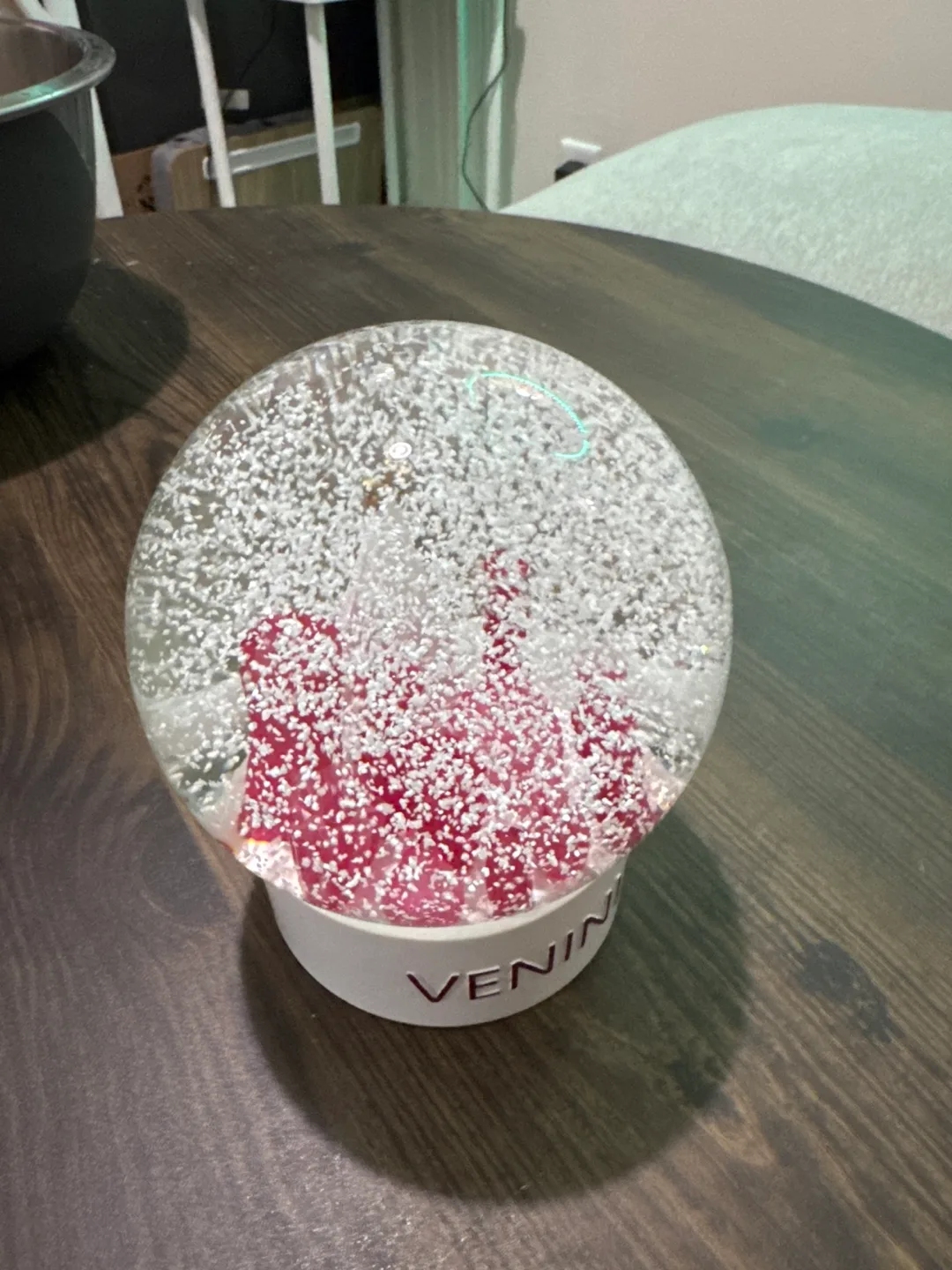 Venini Christmas Snow Globe image indicator(2)