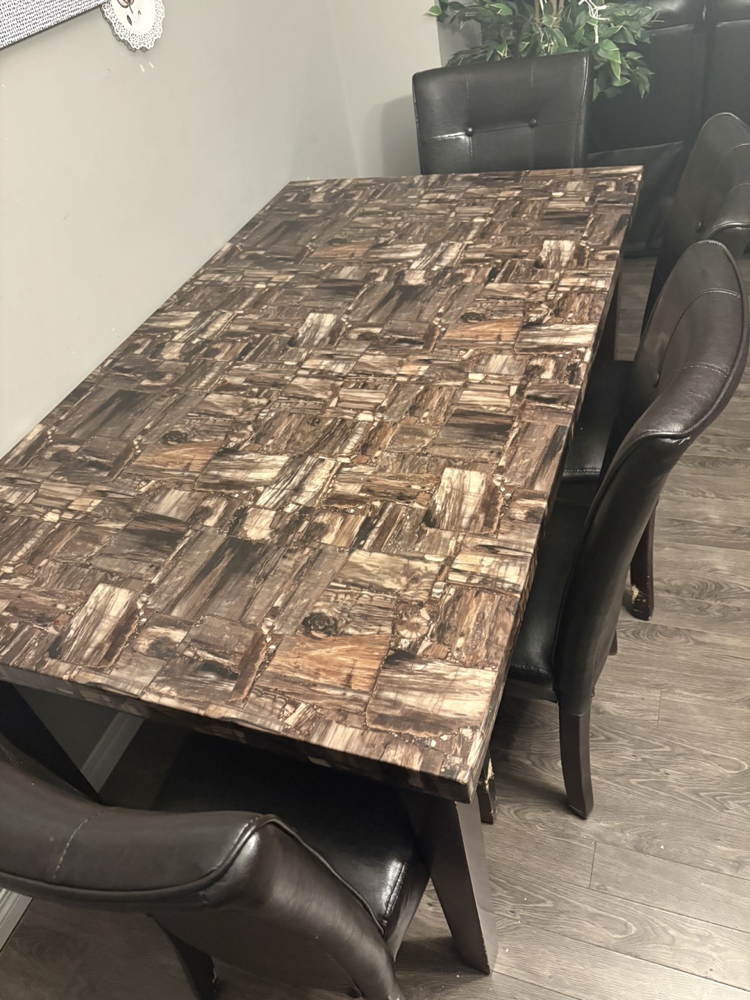 Dining table set with four chairs - photo 2